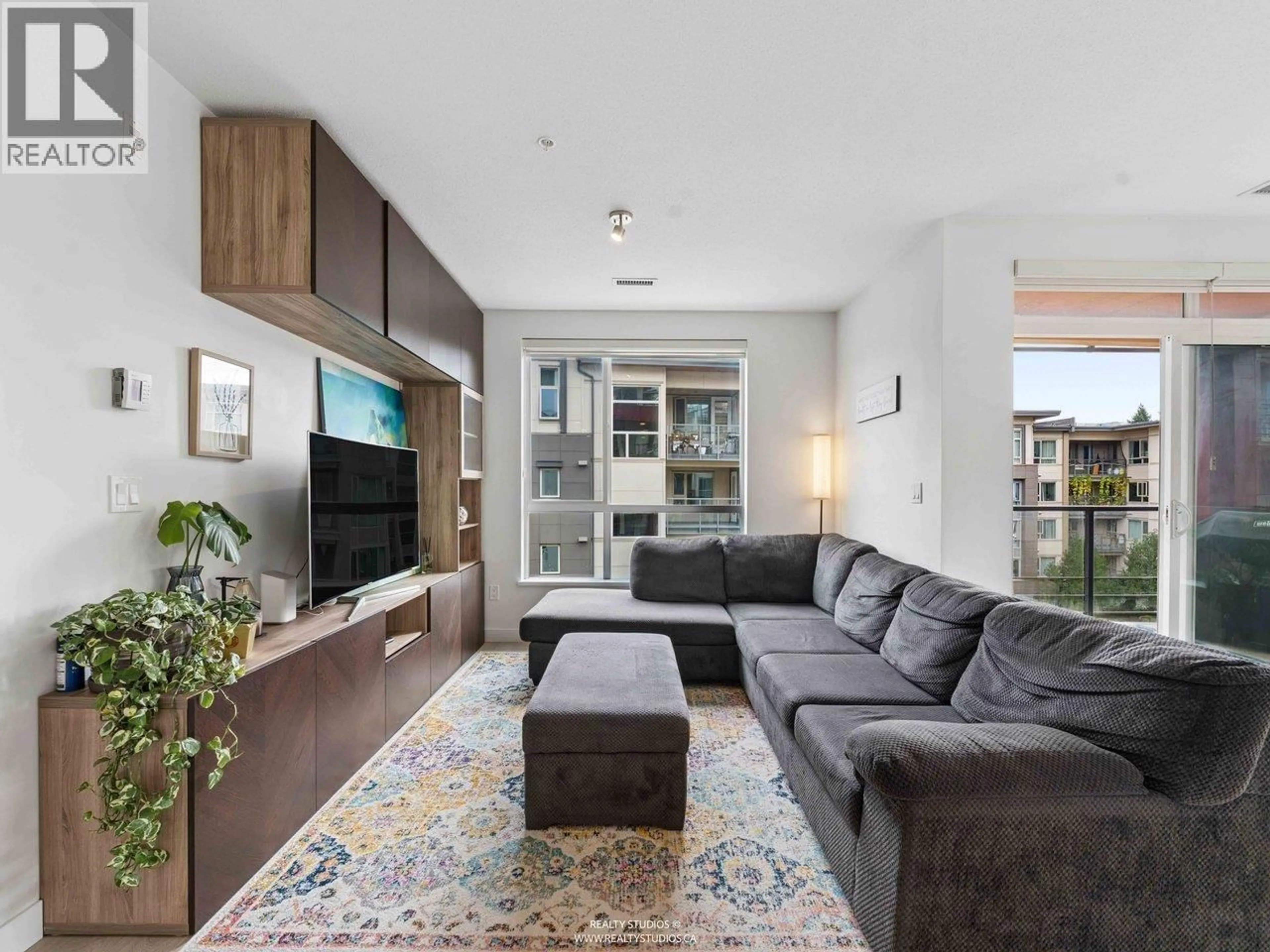 Living room with furniture, unknown for 405 - 3581 ROSS DRIVE, Vancouver British Columbia V6S0K5