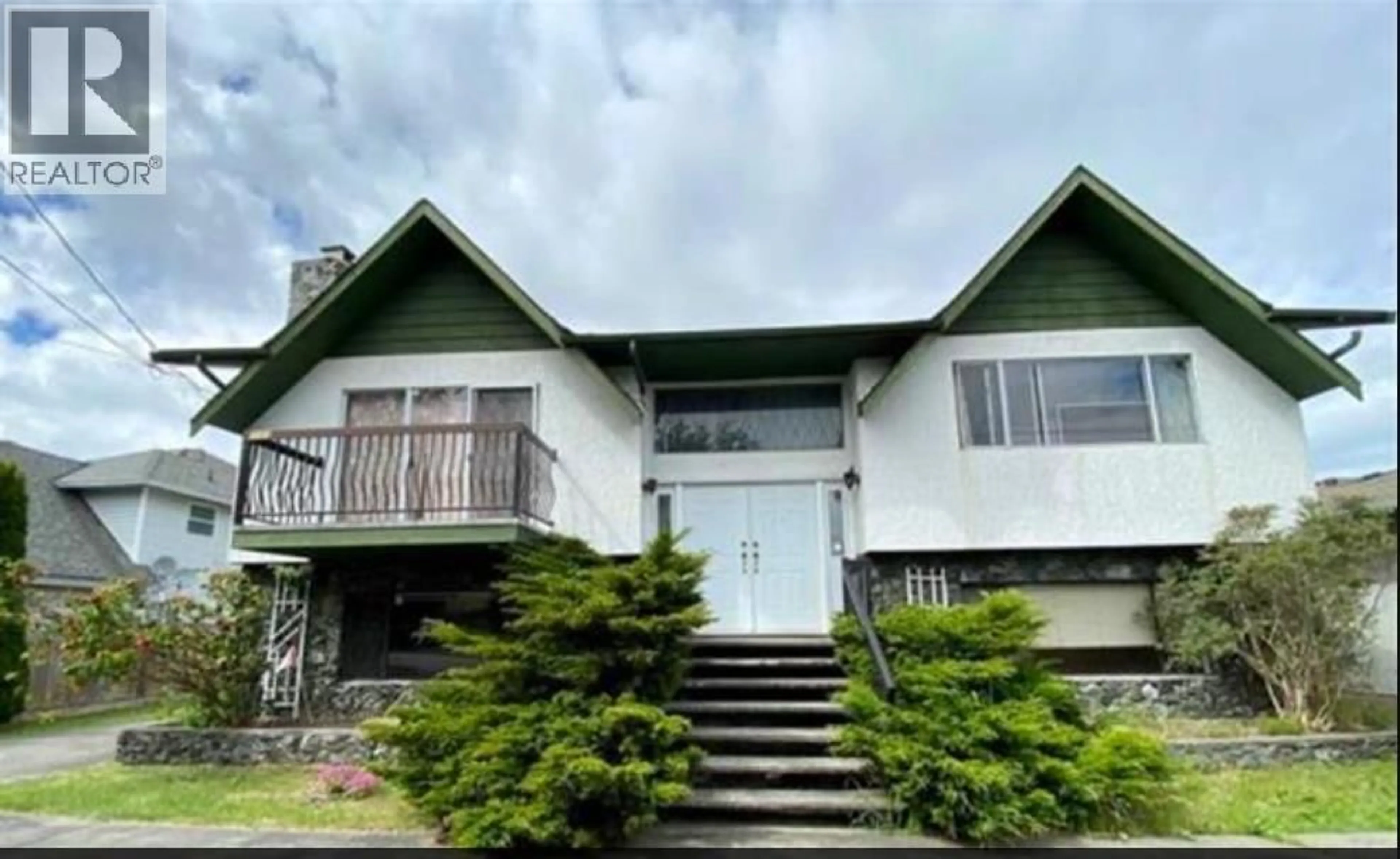 Home with vinyl exterior material, unknown for 7151 FRANCIS ROAD, Richmond British Columbia V6Y1A1