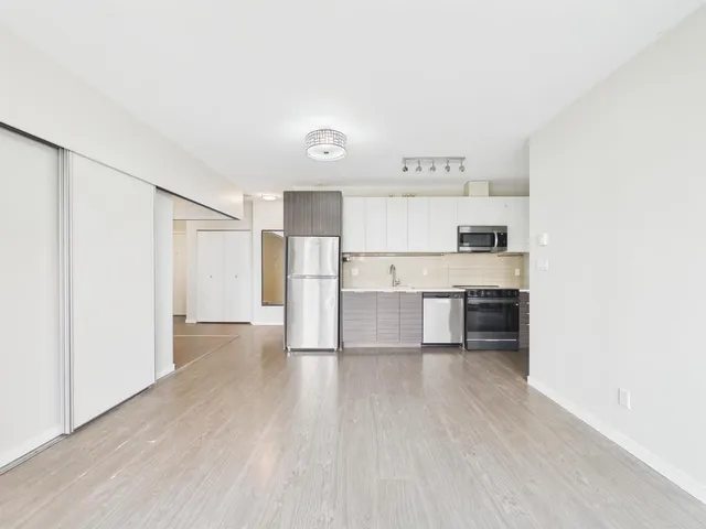 202 - 13303 103A AVENUE, Surrey 3