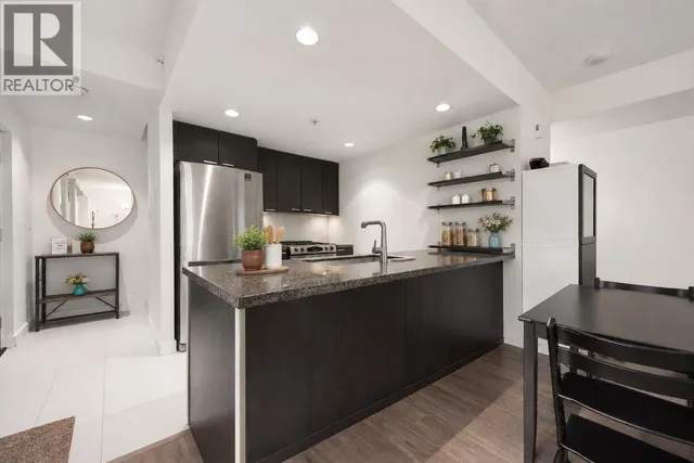 103 - 2232 DOUGLAS ROAD, Burnaby 4