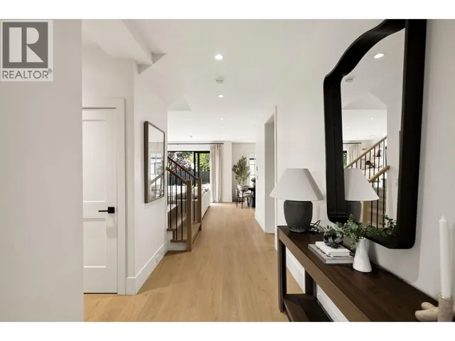 4355 64 STREET, Delta 3