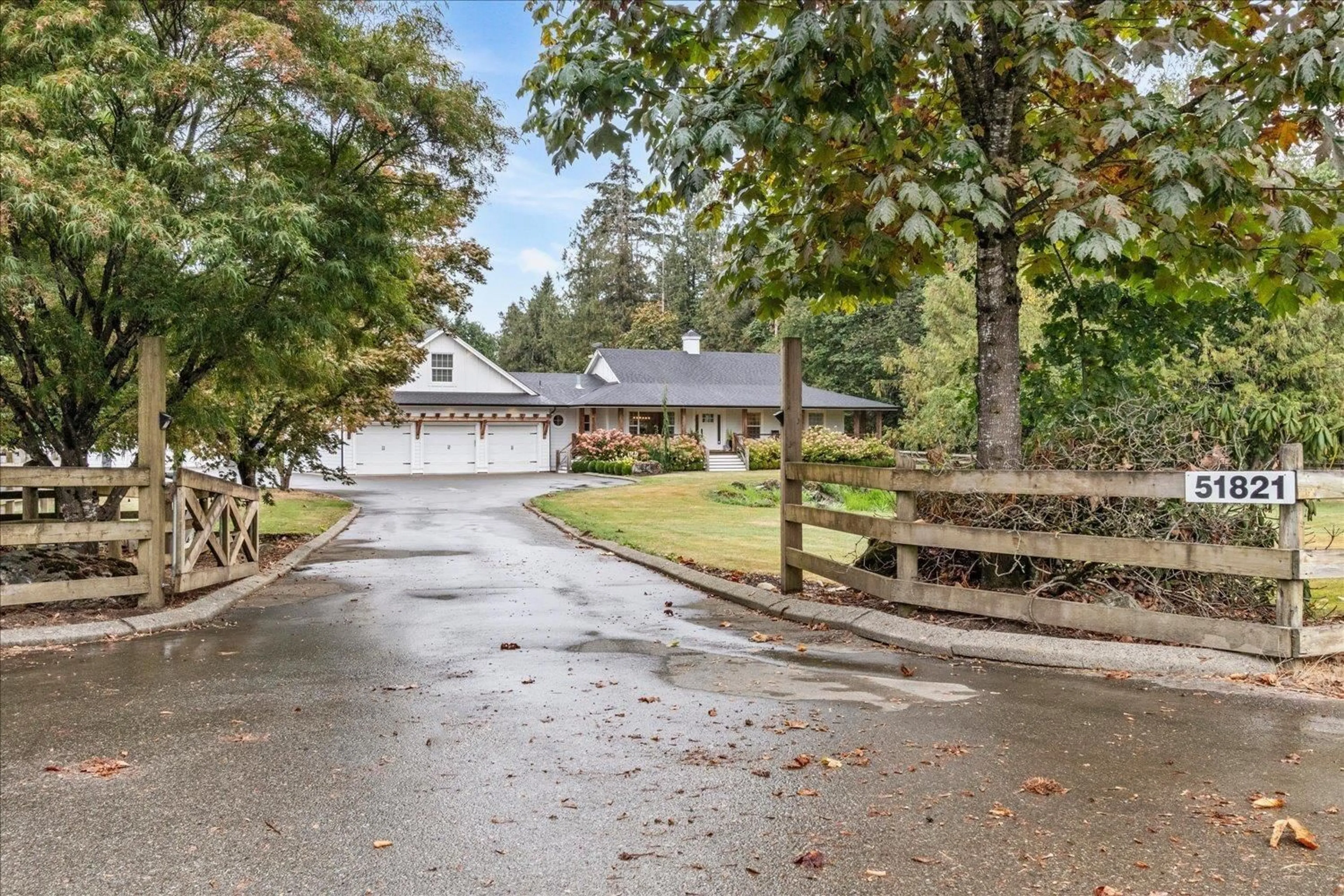 A pic from outside/outdoor area/front of a property/back of a property/a pic from drone, street for 51821 NEVIN ROAD, Rosedale British Columbia V0X1X2