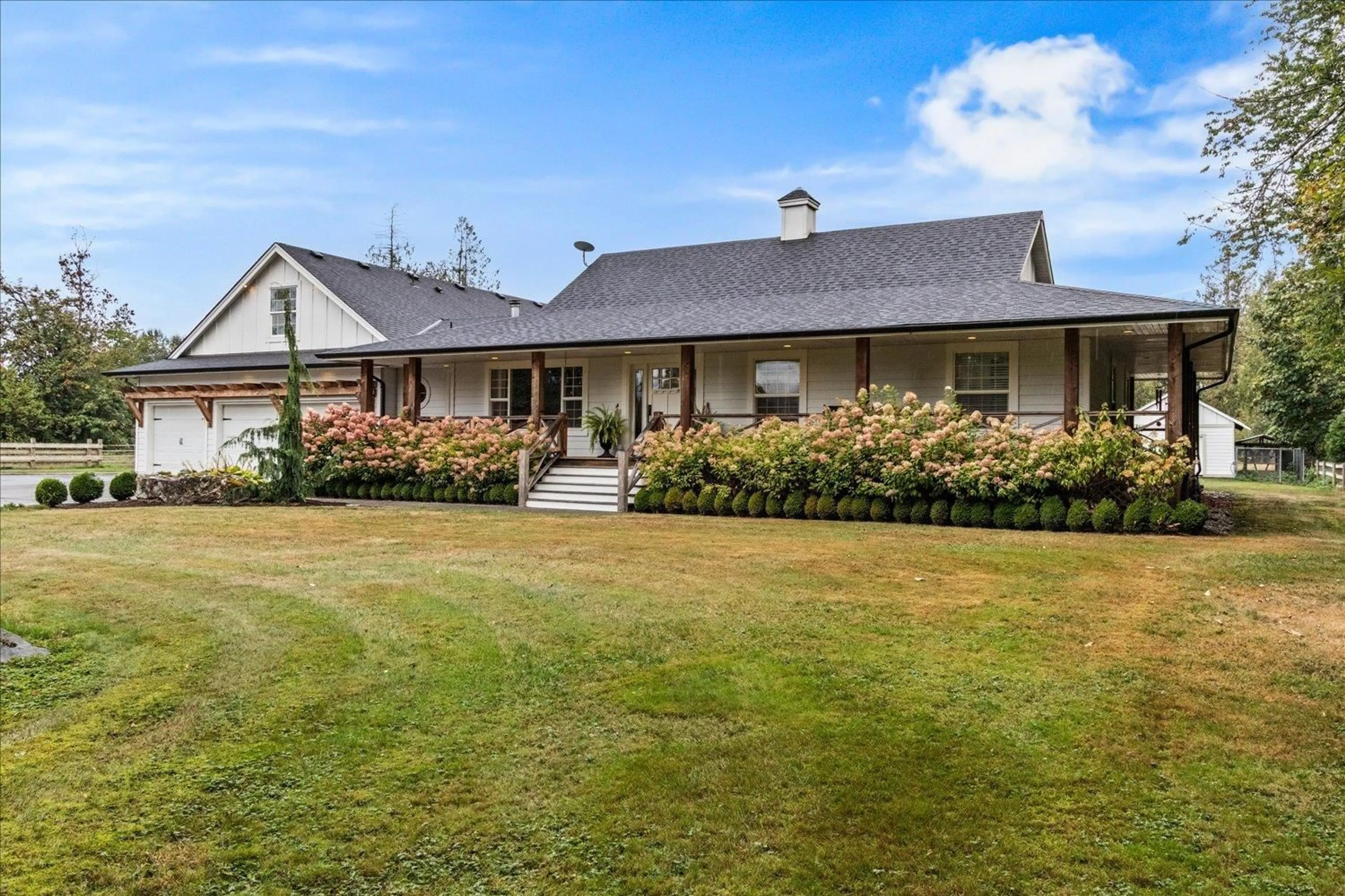 A pic from outside/outdoor area/front of a property/back of a property/a pic from drone, unknown for 51821 NEVIN ROAD, Rosedale British Columbia V0X1X2