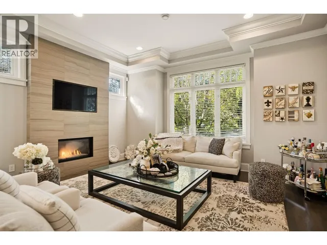 5562 CROWN STREET, Vancouver 2