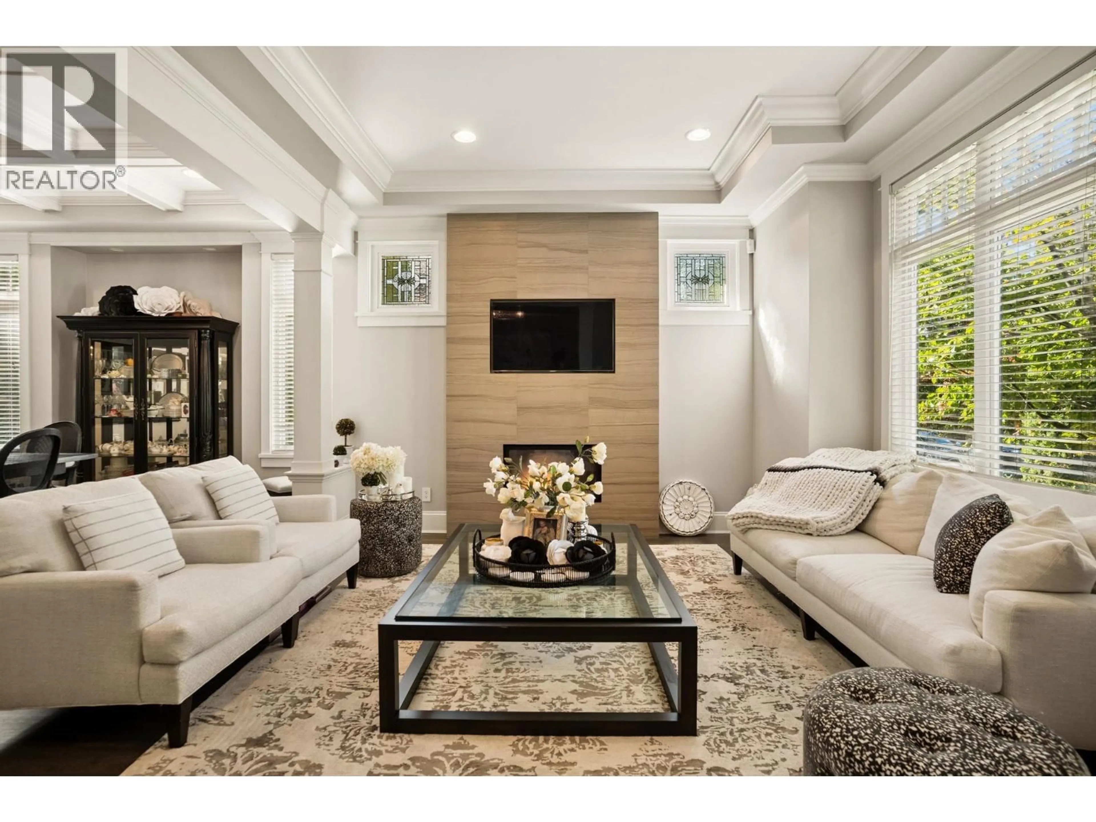 Living room with furniture, unknown for 5562 CROWN STREET, Vancouver British Columbia V6N2B5