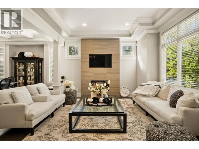 5562 CROWN STREET, Vancouver 3