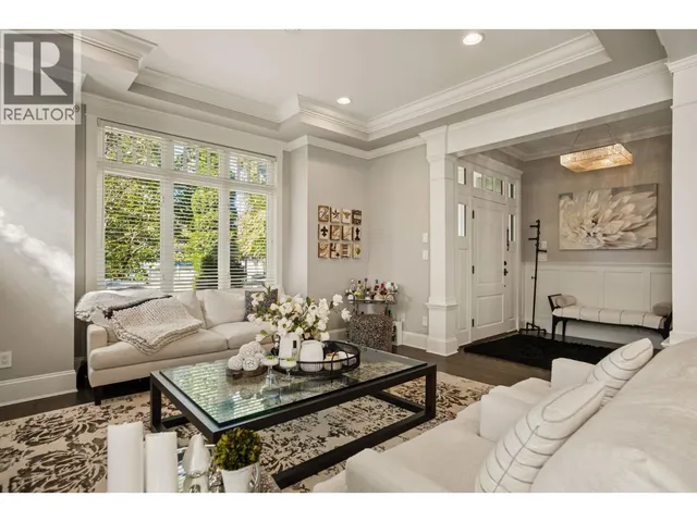 5562 CROWN STREET, Vancouver 5