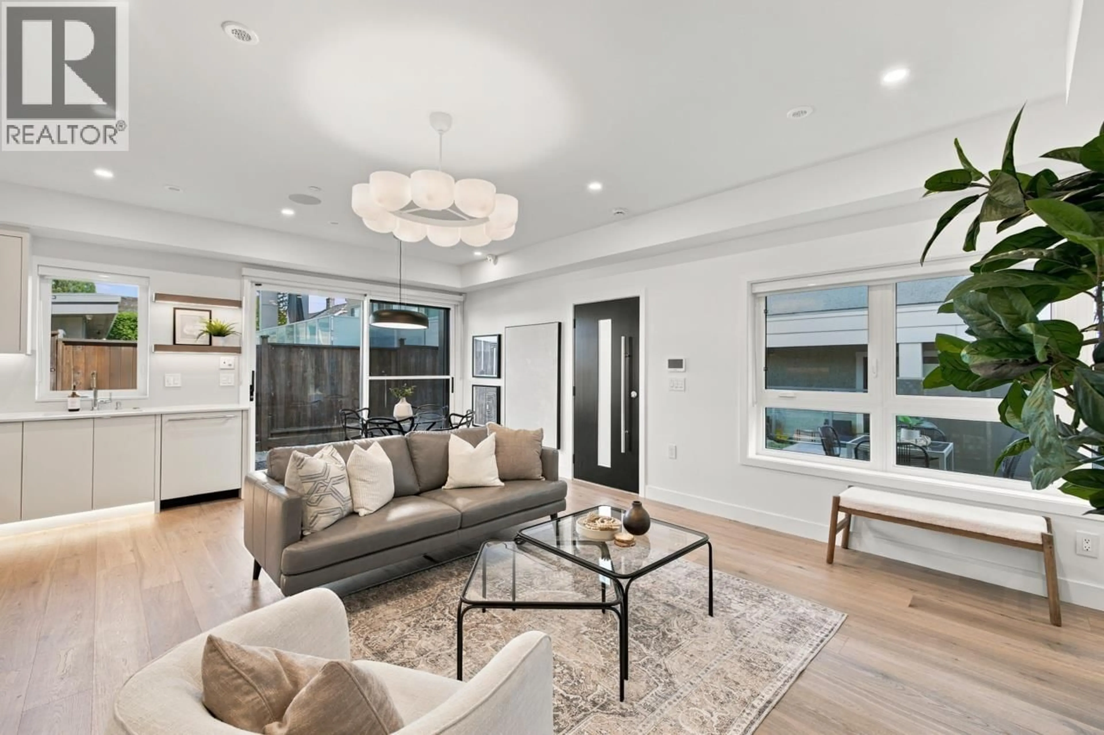Living room with furniture, unknown for 1135 33RD AVENUE, Vancouver British Columbia V6M1A3