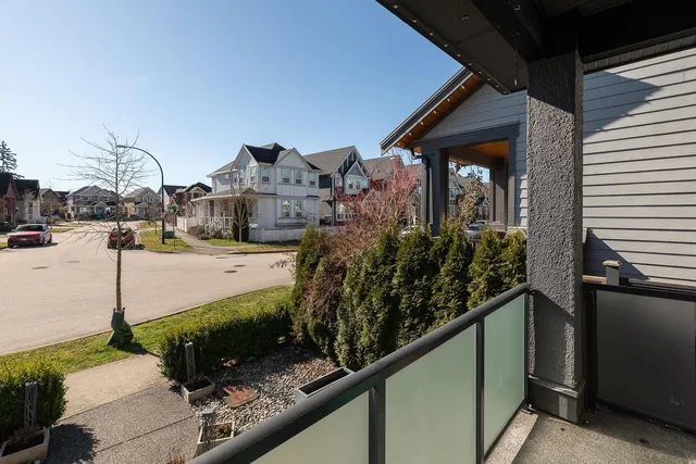 17457 2B AVENUE, Surrey 3