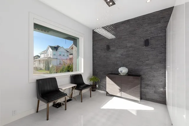 17457 2B AVENUE, Surrey 5