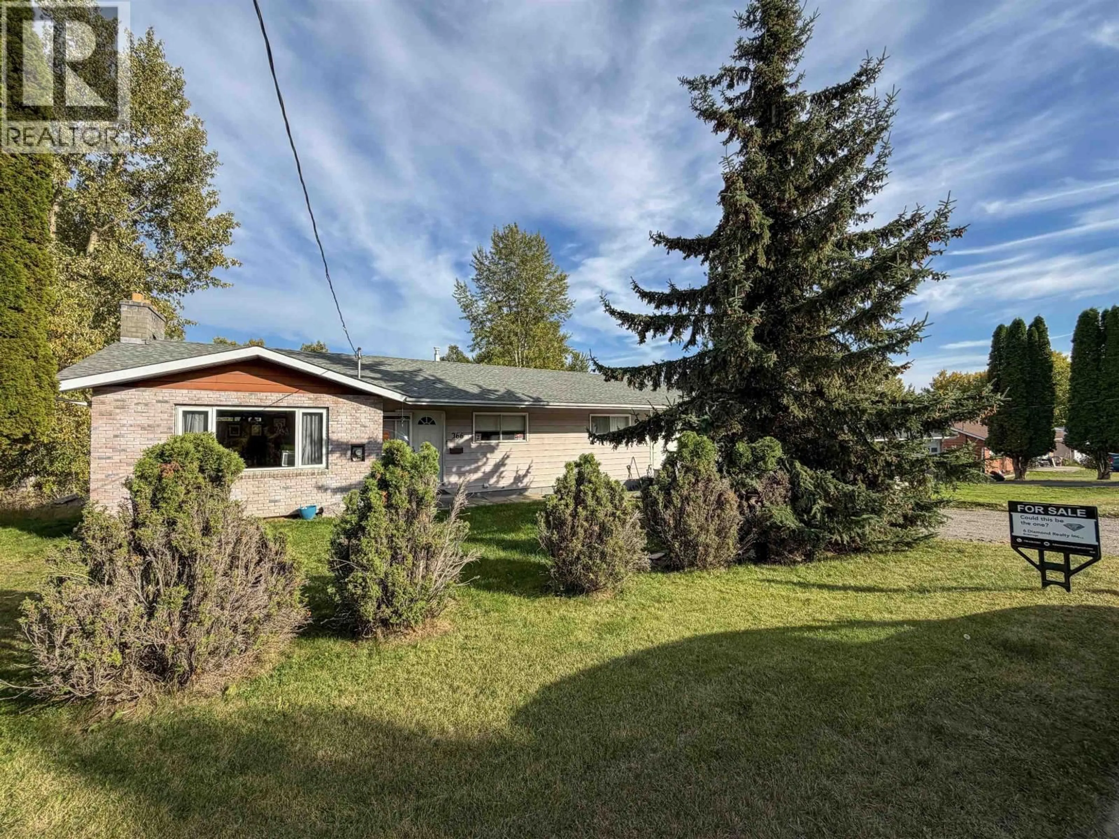 A pic from outside/outdoor area/front of a property/back of a property/a pic from drone, unknown for 366 ALLARD STREET, Quesnel British Columbia V2J1H4