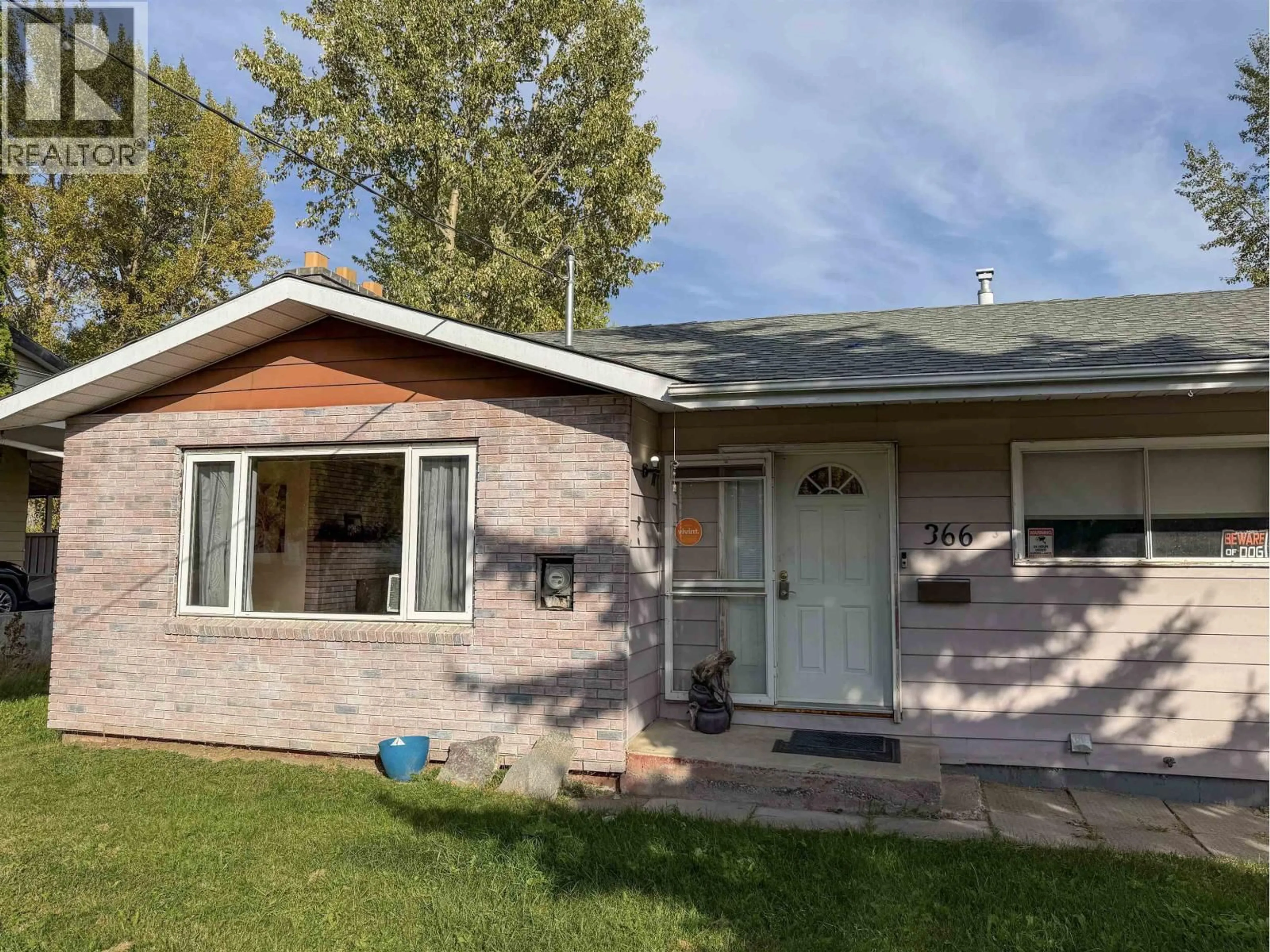 Home with vinyl exterior material, street for 366 ALLARD STREET, Quesnel British Columbia V2J1H4