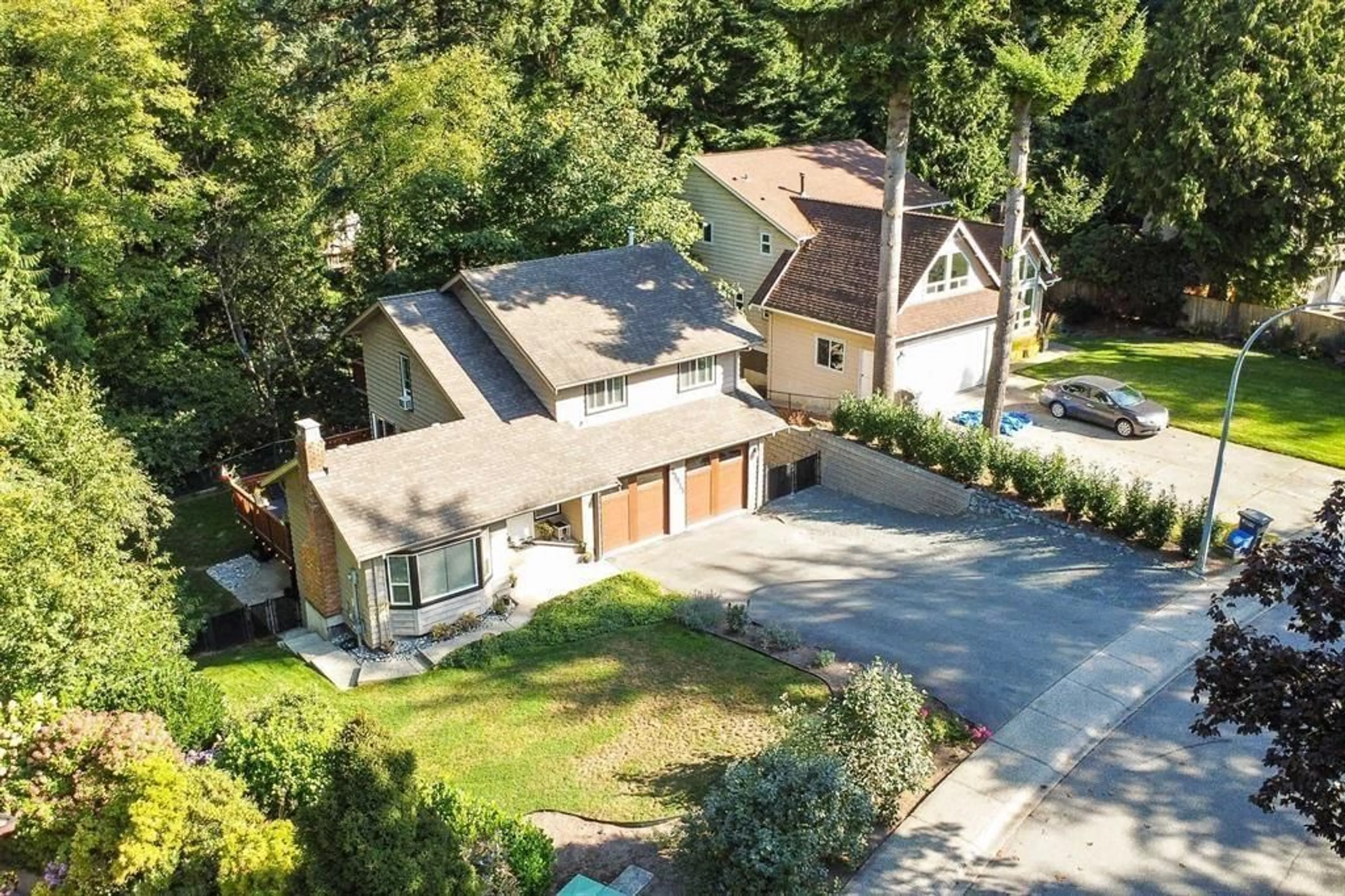 A pic from outside/outdoor area/front of a property/back of a property/a pic from drone, street for 23913 58A AVENUE, Langley British Columbia V2Z1A5