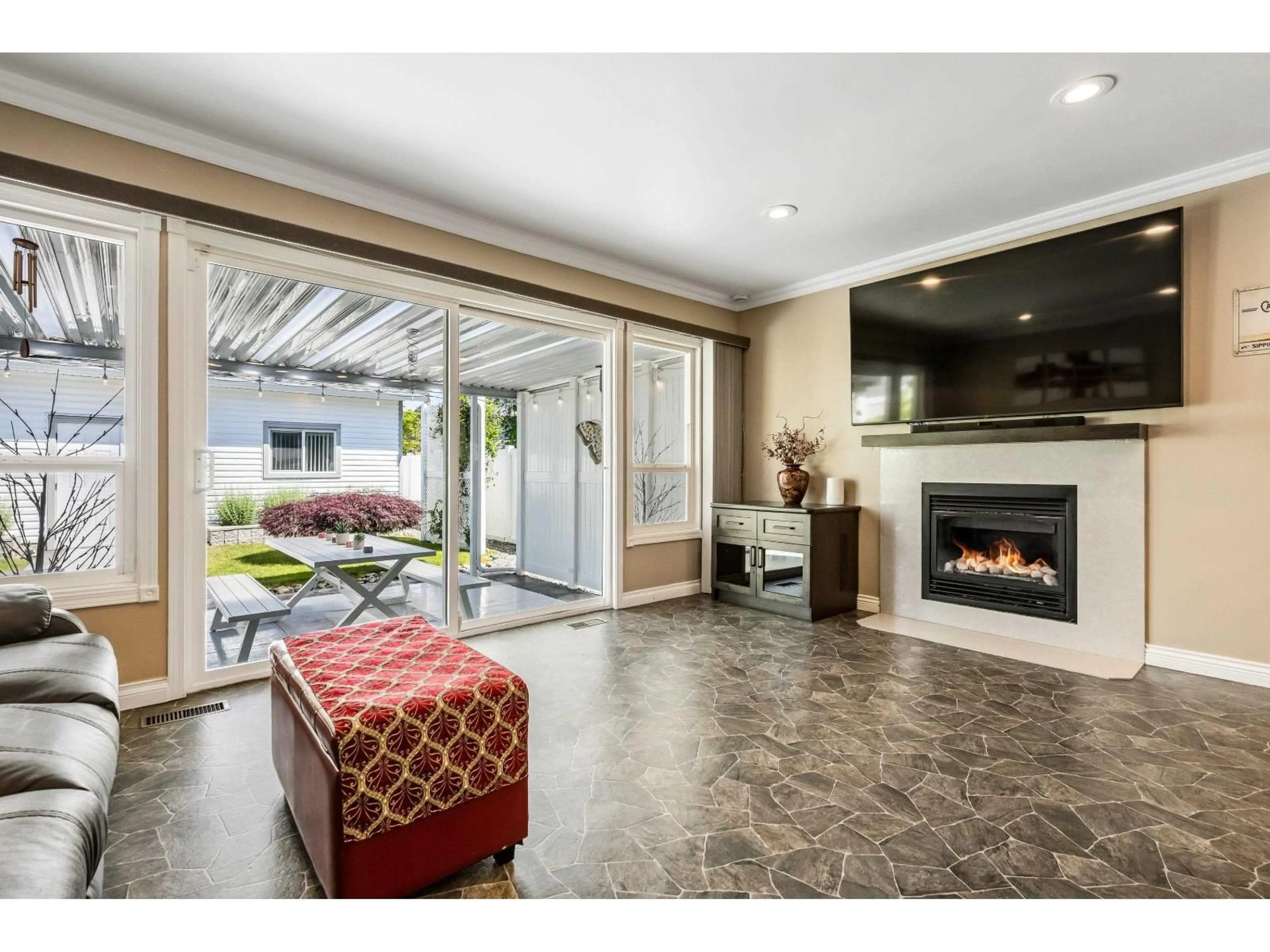Unknown for 46677 RAMONA DRIVE, Chilliwack British Columbia V2P7W6
