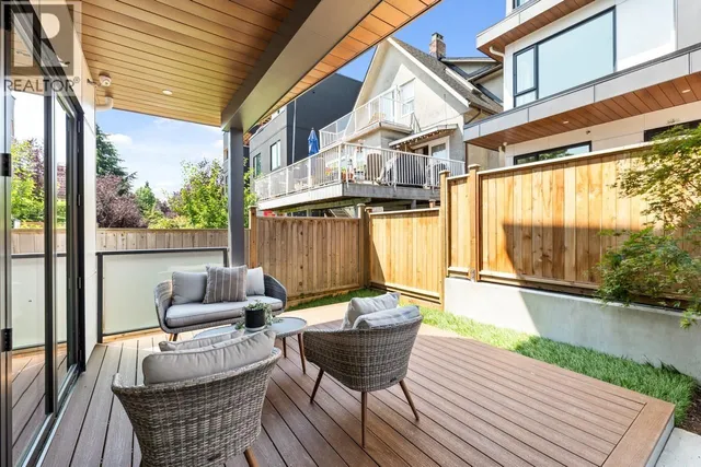 A - 4258 SOPHIA STREET, Vancouver 5