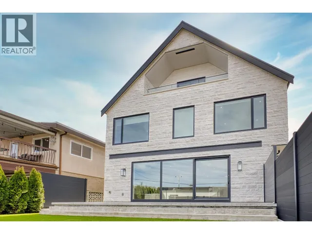 2 - 2425 KITCHENER STREET, Vancouver 4