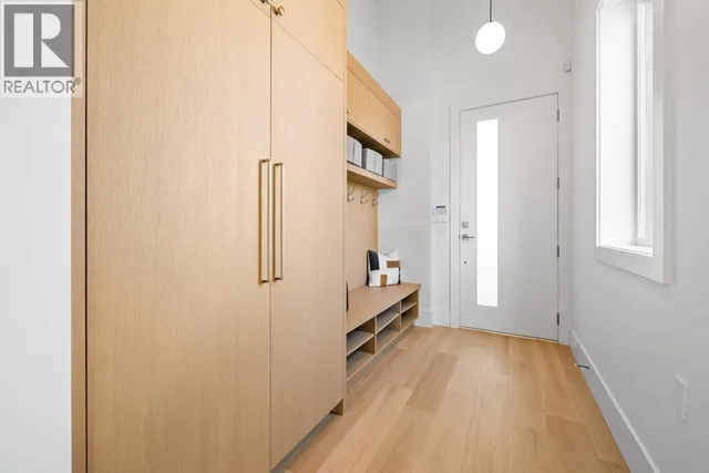B - 4258 SOPHIA STREET, Vancouver 5