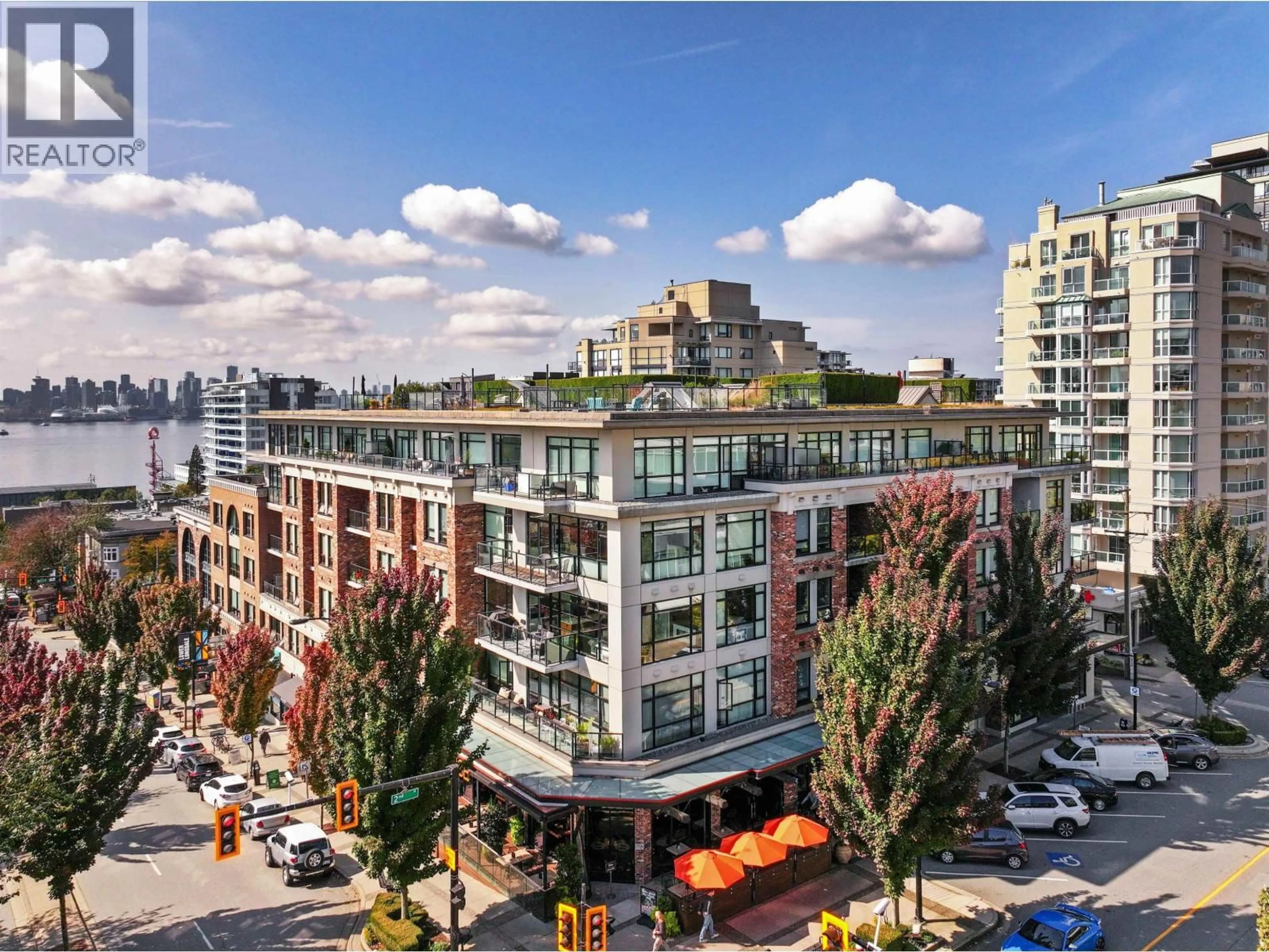 Unknown for 414 - 105 2ND STREET, North Vancouver British Columbia V7M0E3