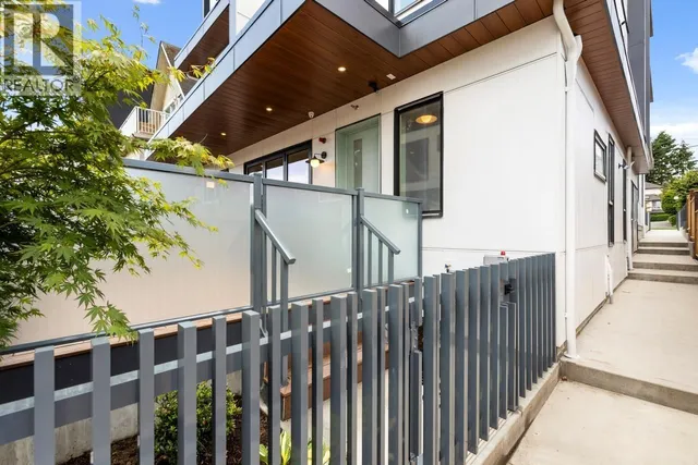 B - 4260 SOPHIA STREET, Vancouver 2