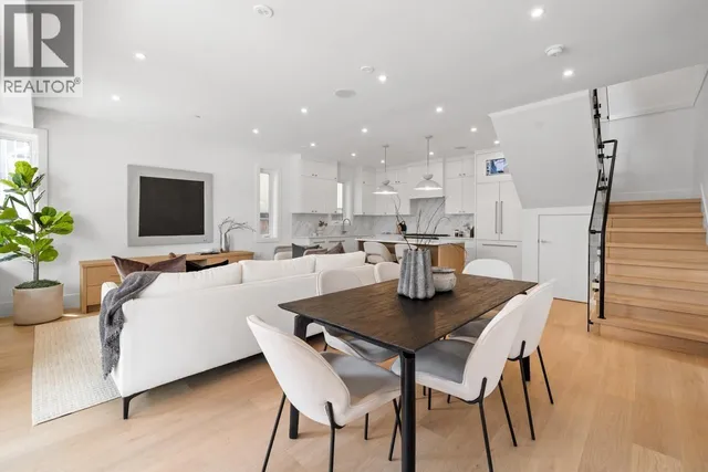 B - 4260 SOPHIA STREET, Vancouver 5