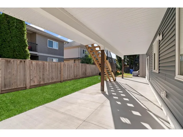 6419 FERN STREET, Chilliwack 5