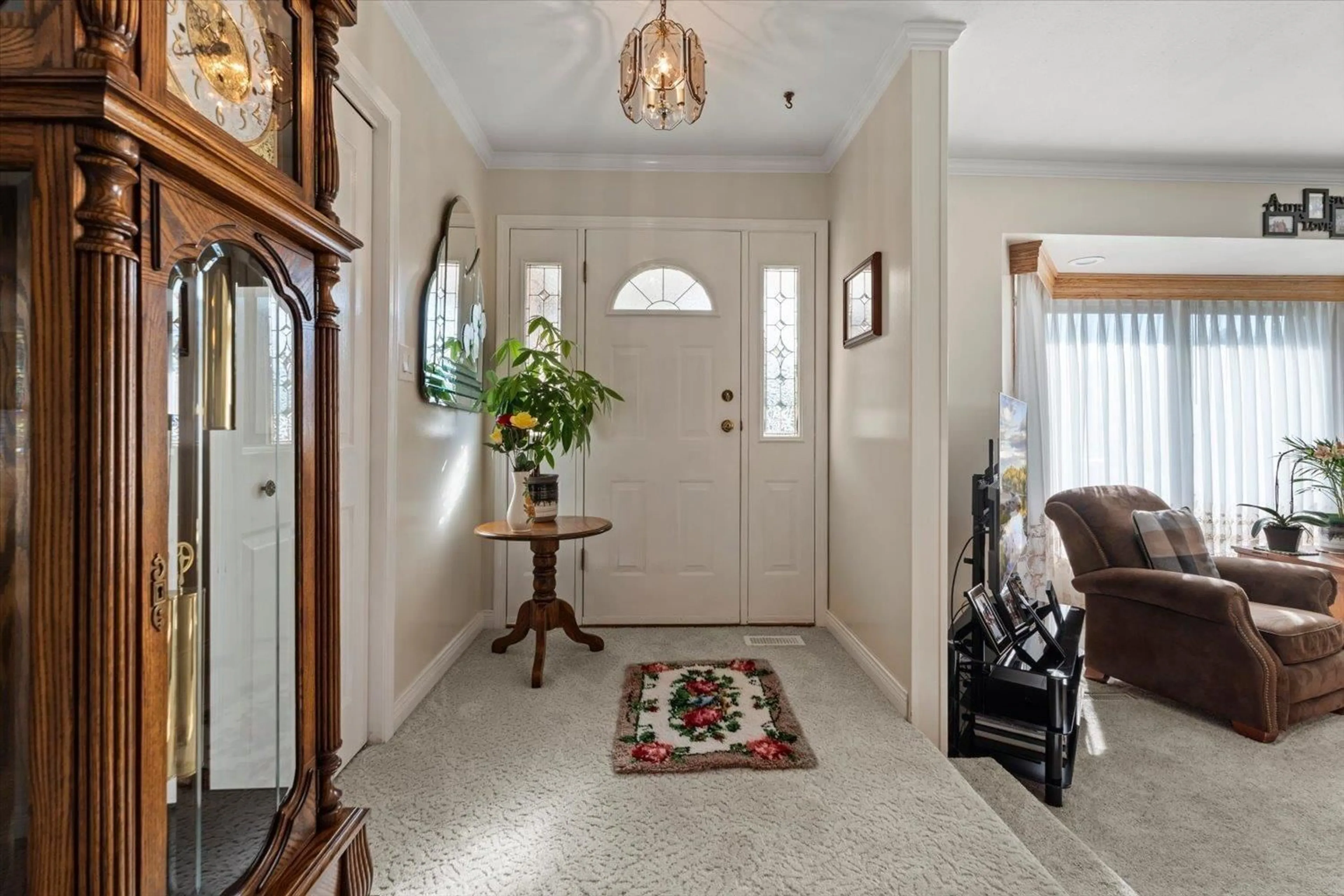 Indoor entryway for 10371 KENT ROAD, Chilliwack British Columbia V2P5X9