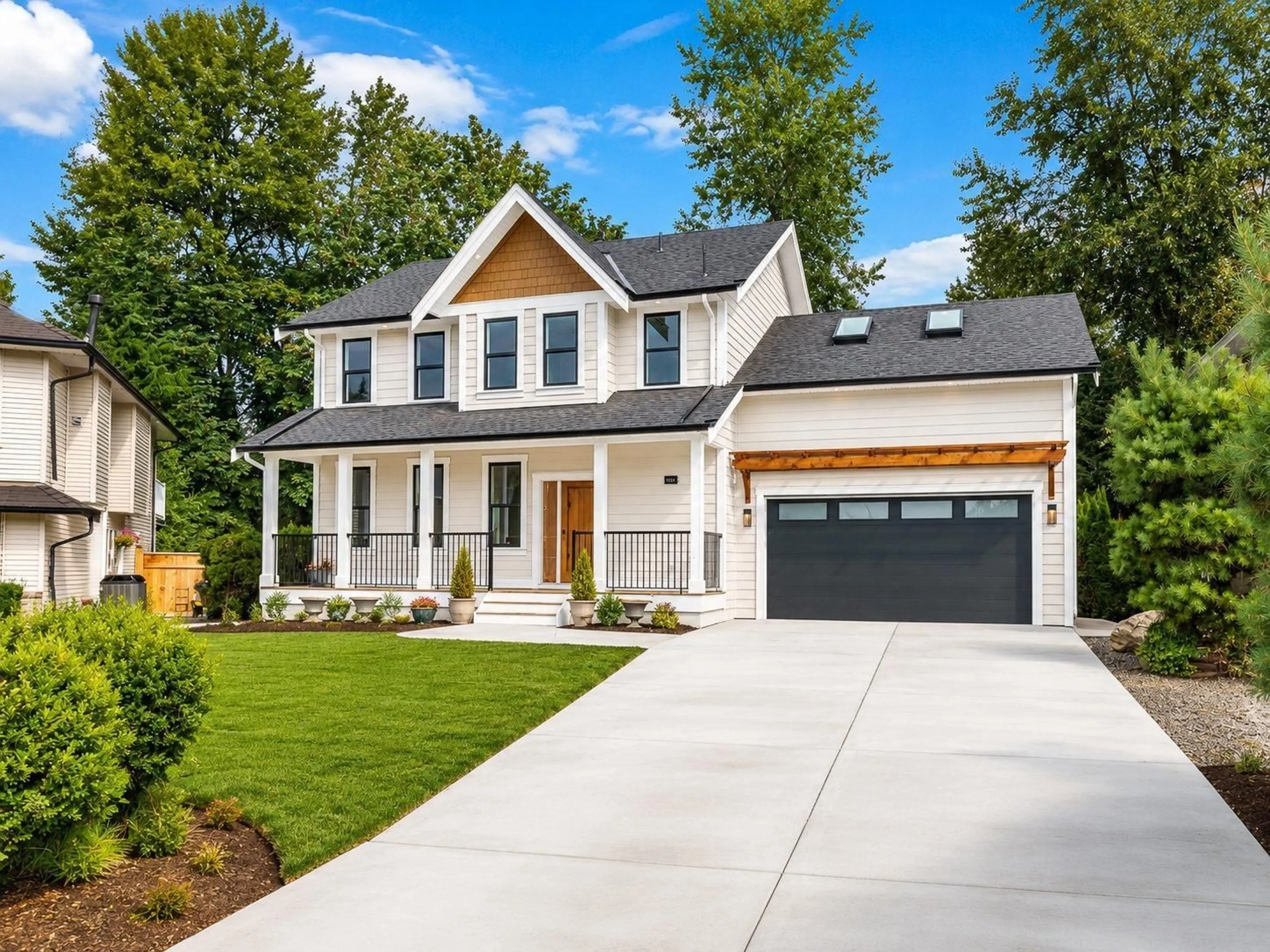 Home with brick exterior material, street for 8336 MILLER CRESCENT, Mission British Columbia V2V6H7