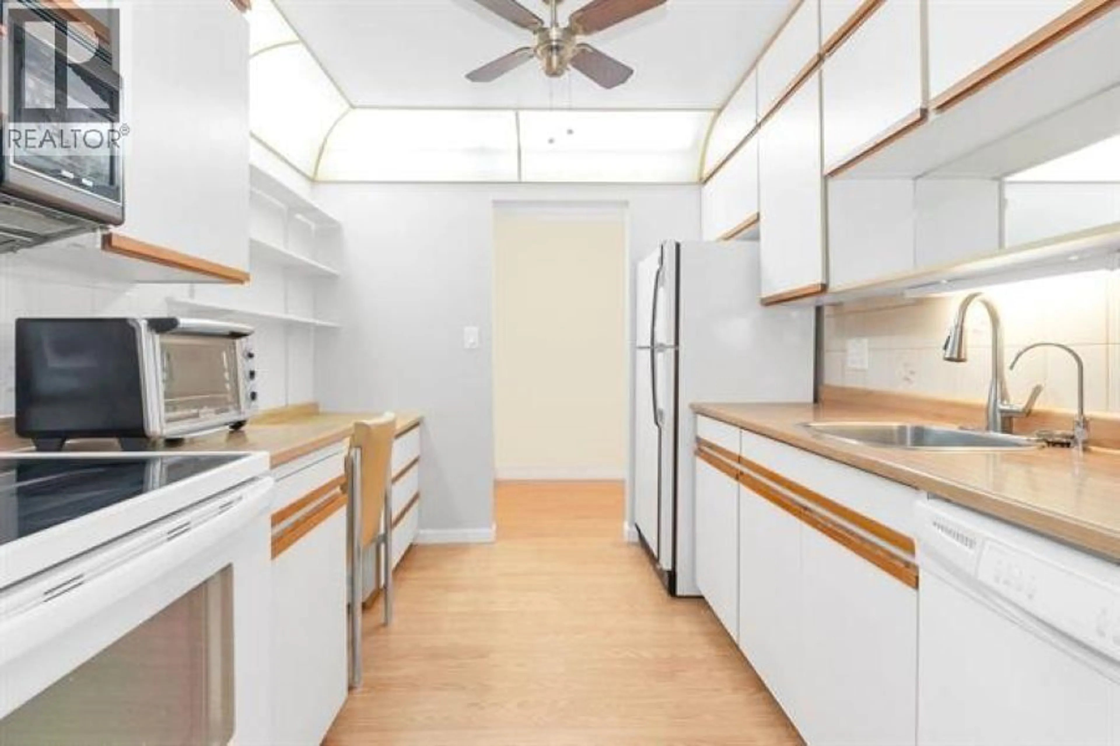 Standard kitchen, wood/laminate floor for 109 - 8760 NO. 1 ROAD, Richmond British Columbia V7C4L5