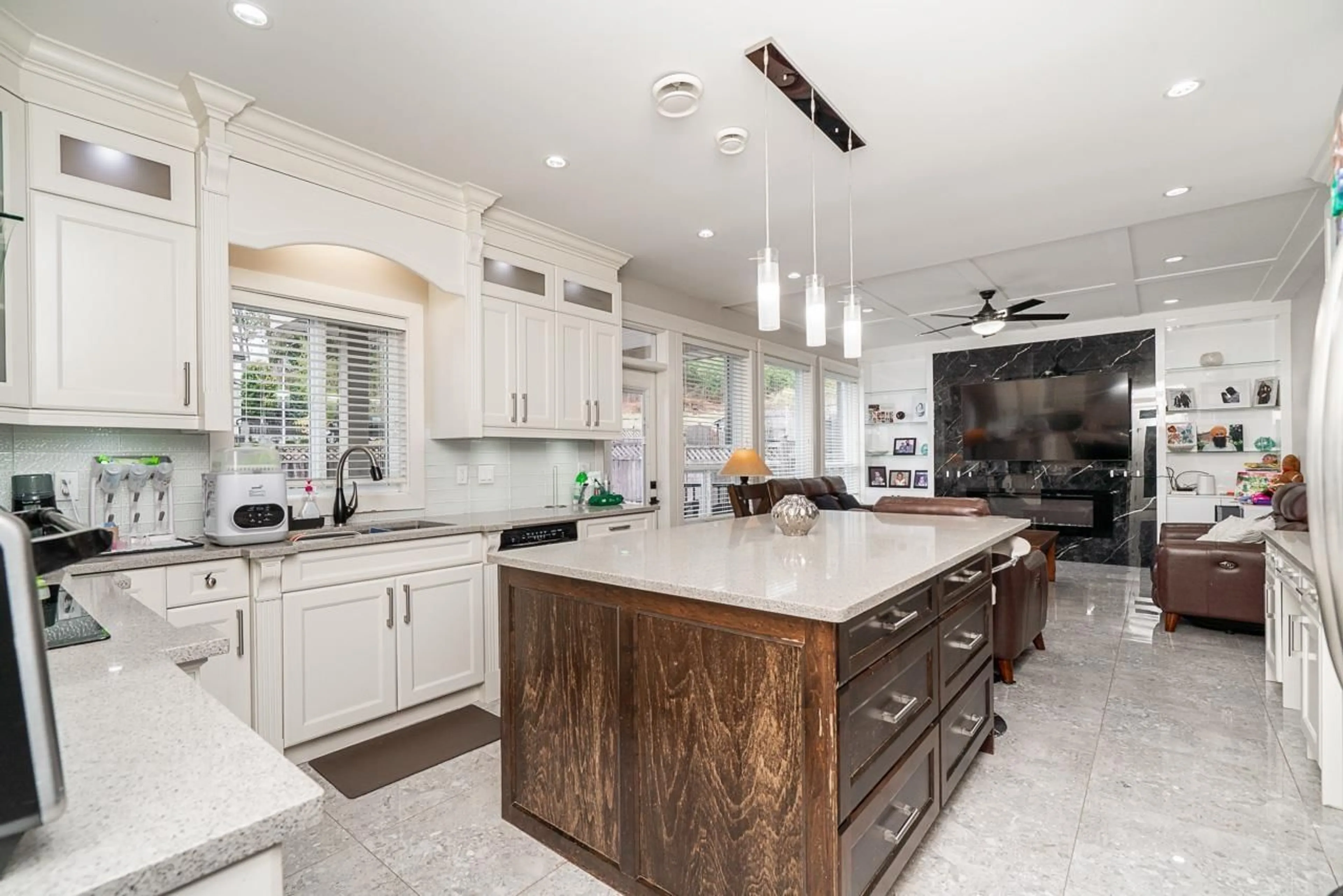 Contemporary kitchen, ceramic/tile floor for 6158 140B STREET, Surrey British Columbia V3X0G9