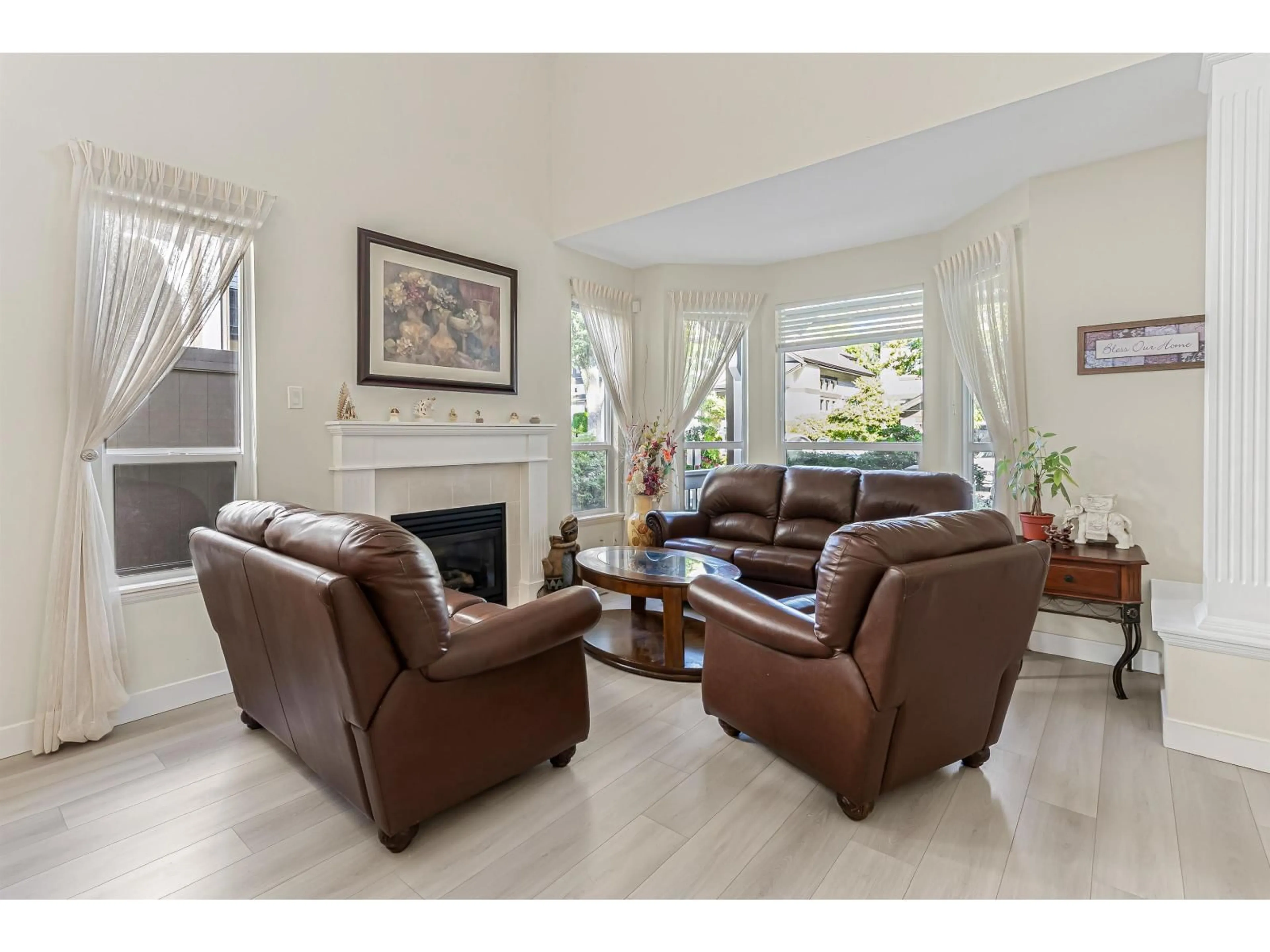 Living room with furniture, unknown for 42 - 8250 158 STREET, Surrey British Columbia V4N0R5