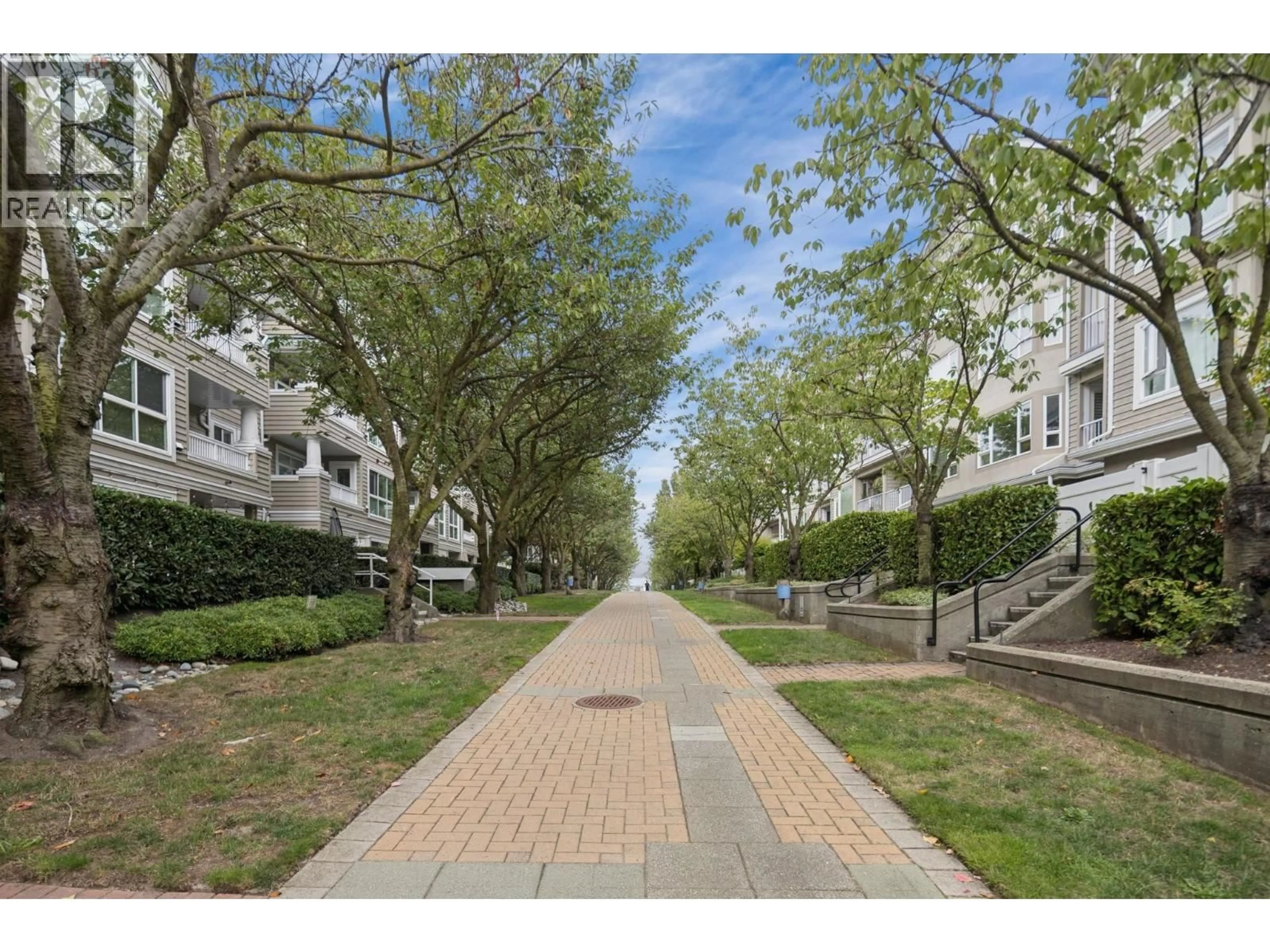 A pic from outside/outdoor area/front of a property/back of a property/a pic from drone, street for 323 - 5900 DOVER CRESCENT, Richmond British Columbia V7C5R4