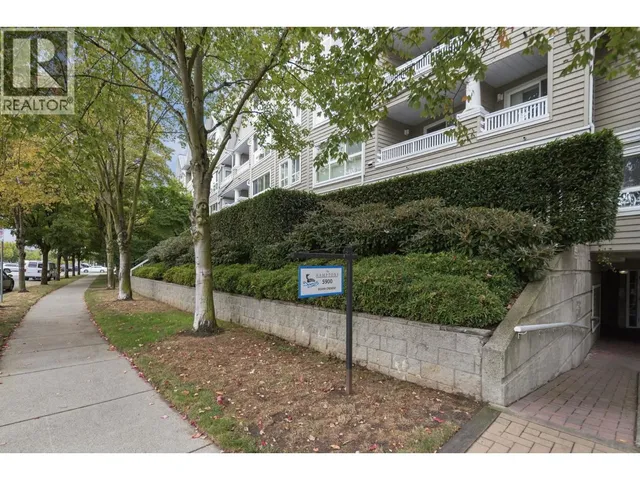 323 - 5900 DOVER CRESCENT, Richmond 5