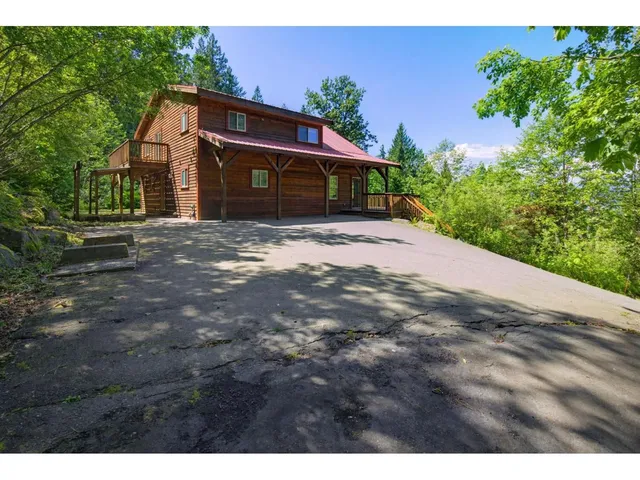 6981 MARBLE HILL ROAD, Chilliwack 3