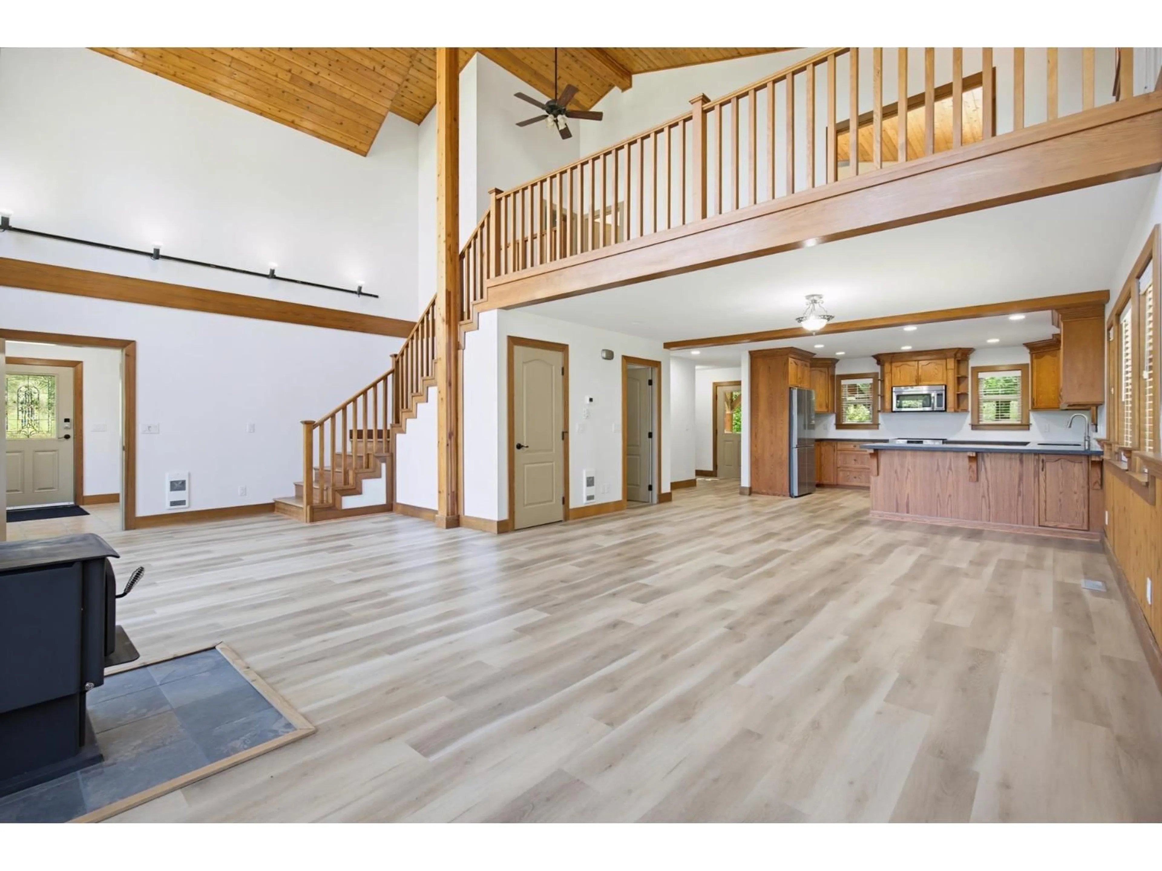 Indoor foyer for 6981 MARBLE HILL ROAD, Chilliwack British Columbia V4Z1J5