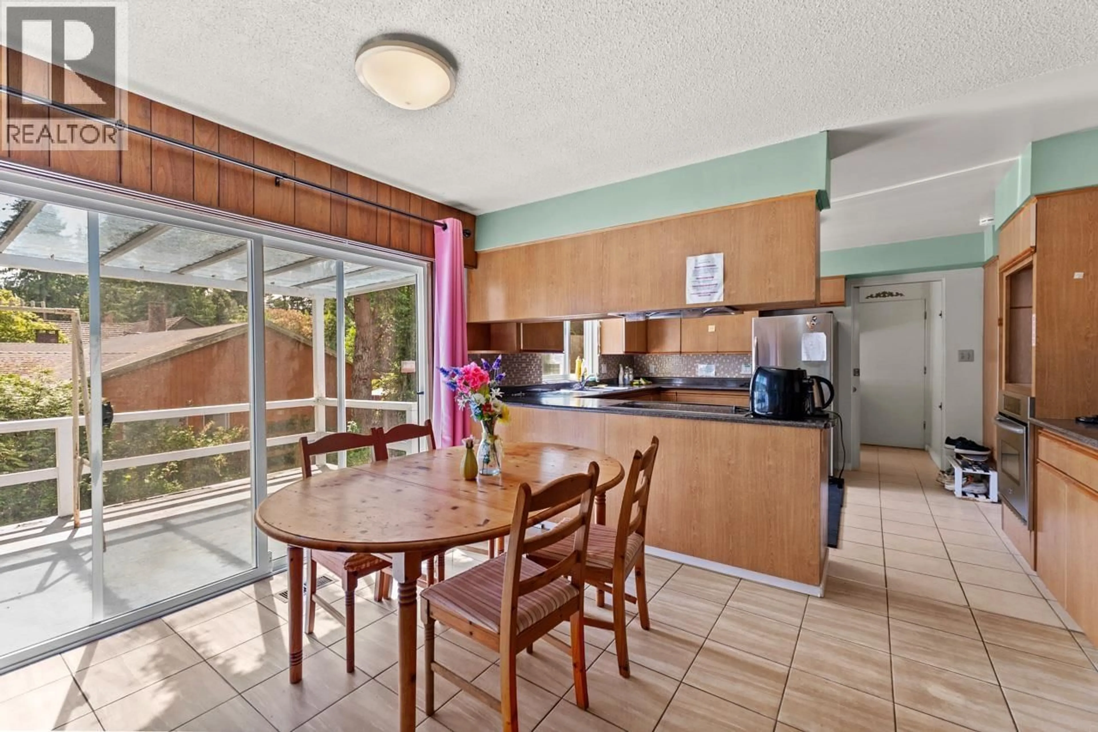 Standard kitchen, unknown for 4330 SALISH DRIVE, Vancouver British Columbia V6N3M7