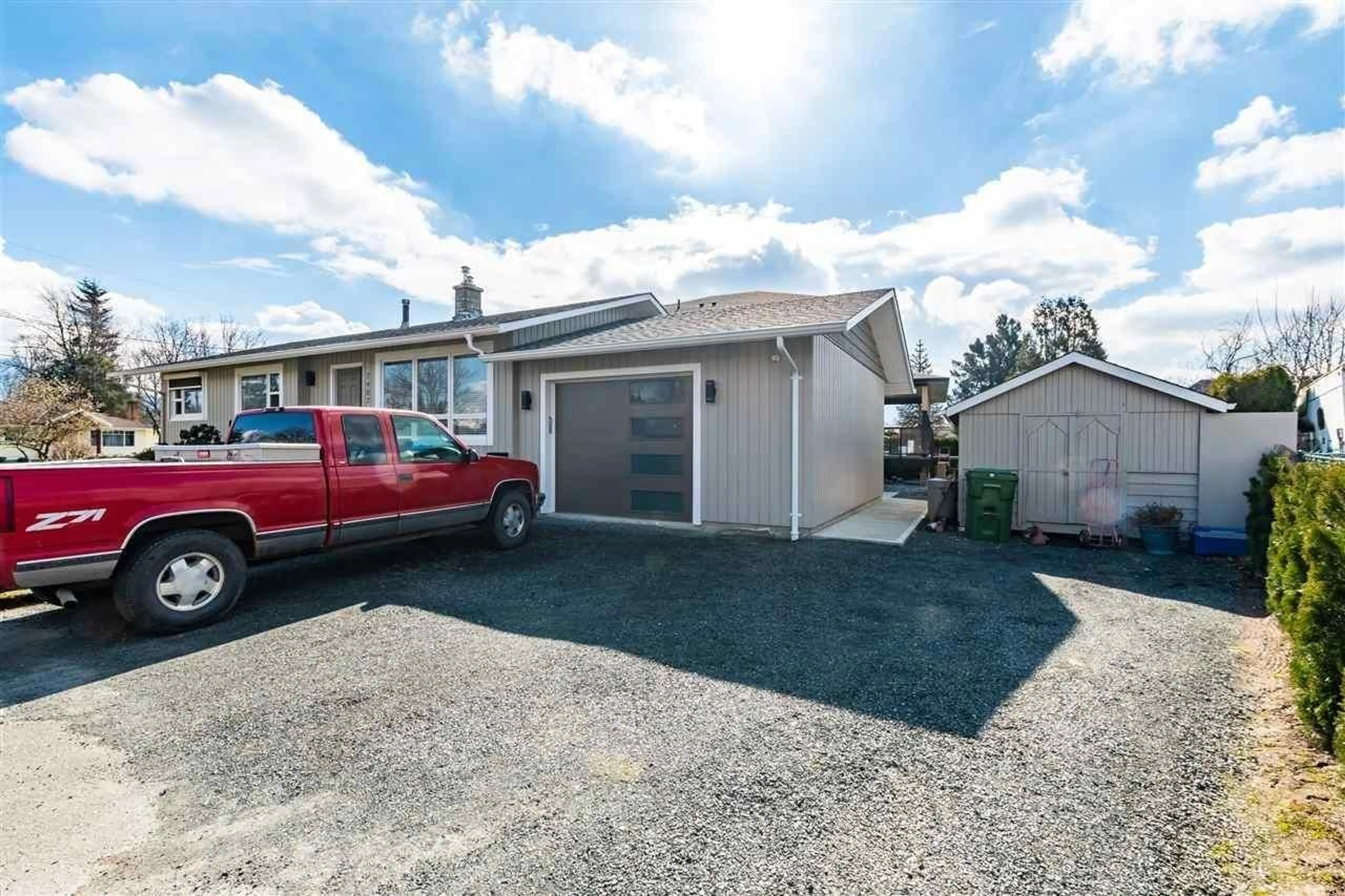 Unknown for 7407 CRESTWOOD DRIVE, Chilliwack British Columbia V2R1K2