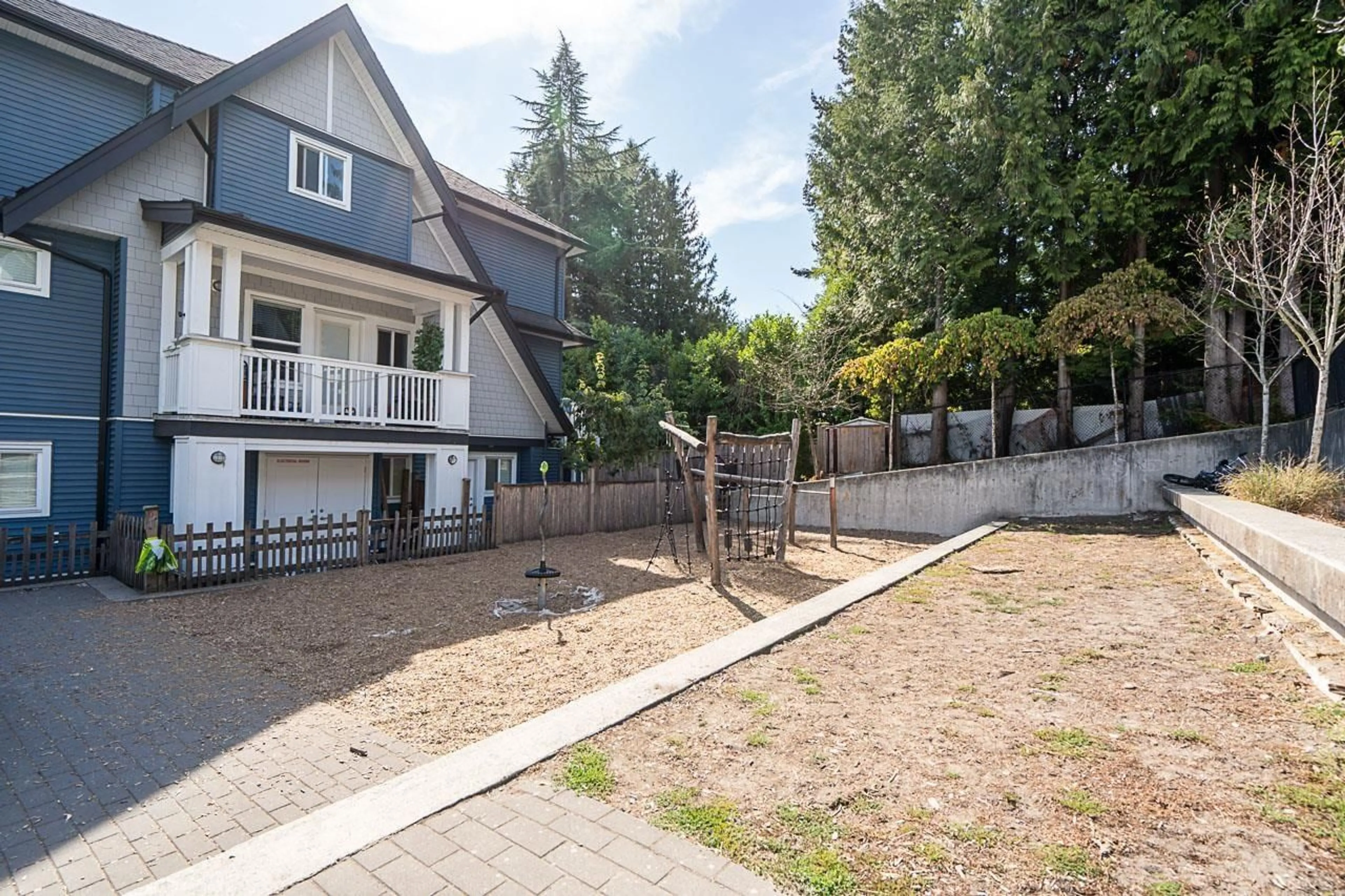 A pic from outside/outdoor area/front of a property/back of a property/a pic from drone, street for 2 - 14450 68 AVENUE, Surrey British Columbia V3S2A9