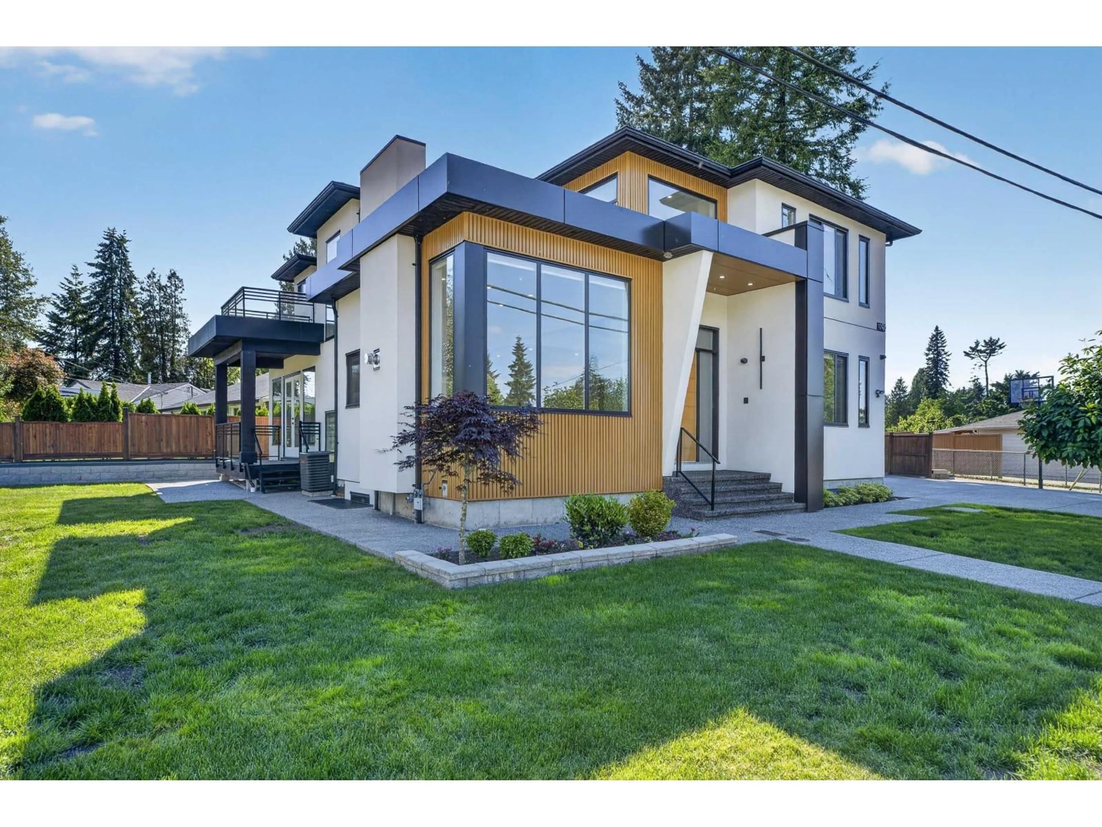 Home with vinyl exterior material, street for 10925 ORIOLE DRIVE, Surrey British Columbia V3R5A4