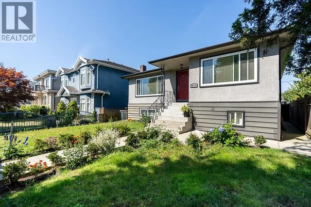 2873 54TH AVENUE, Vancouver 2