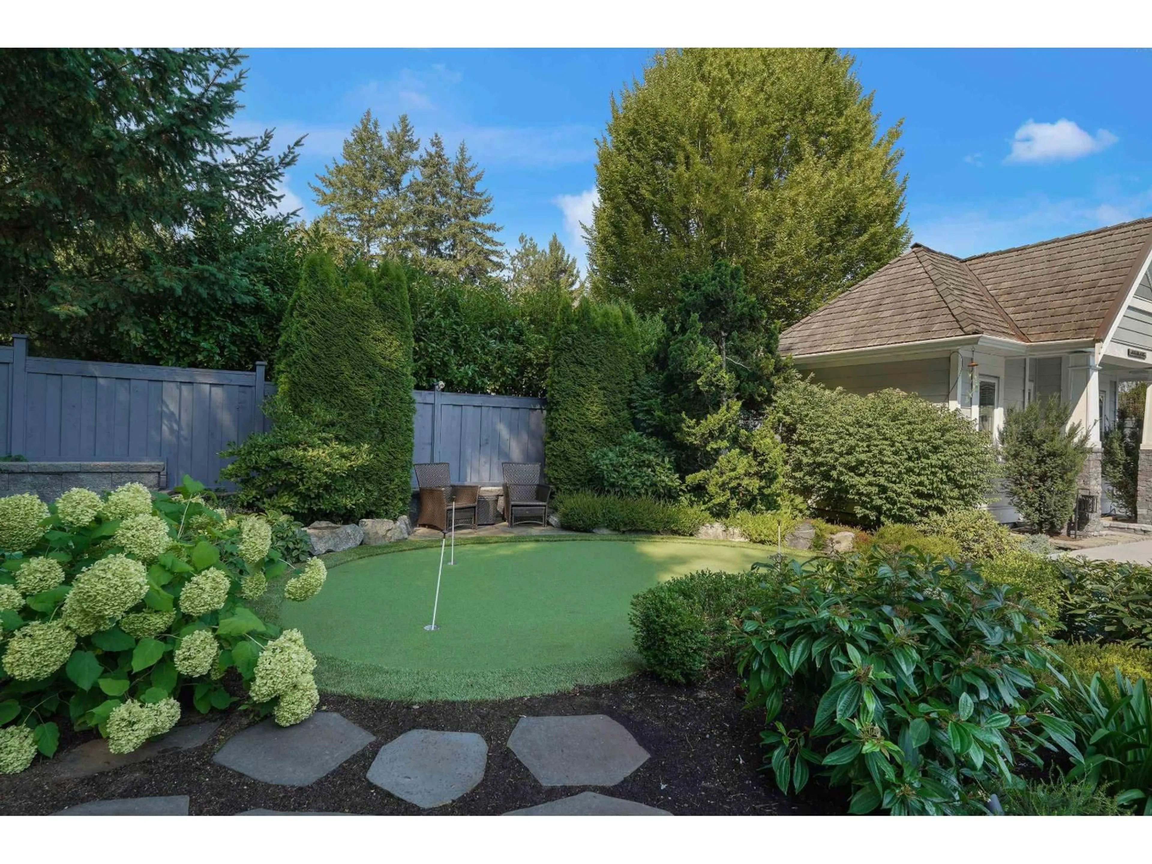 Patio, street for 3875 156A STREET, Surrey British Columbia V3Z1X4