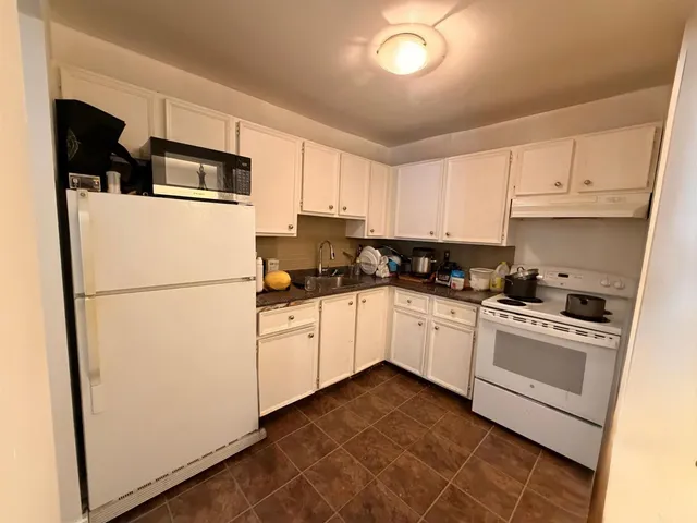 229 - 32850 GEORGE FERGUSON WAY, Abbotsford 3
