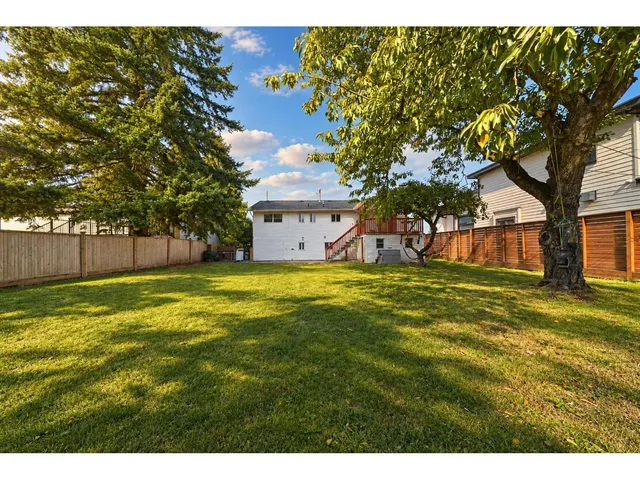 14490 106A AVENUE, Surrey 5
