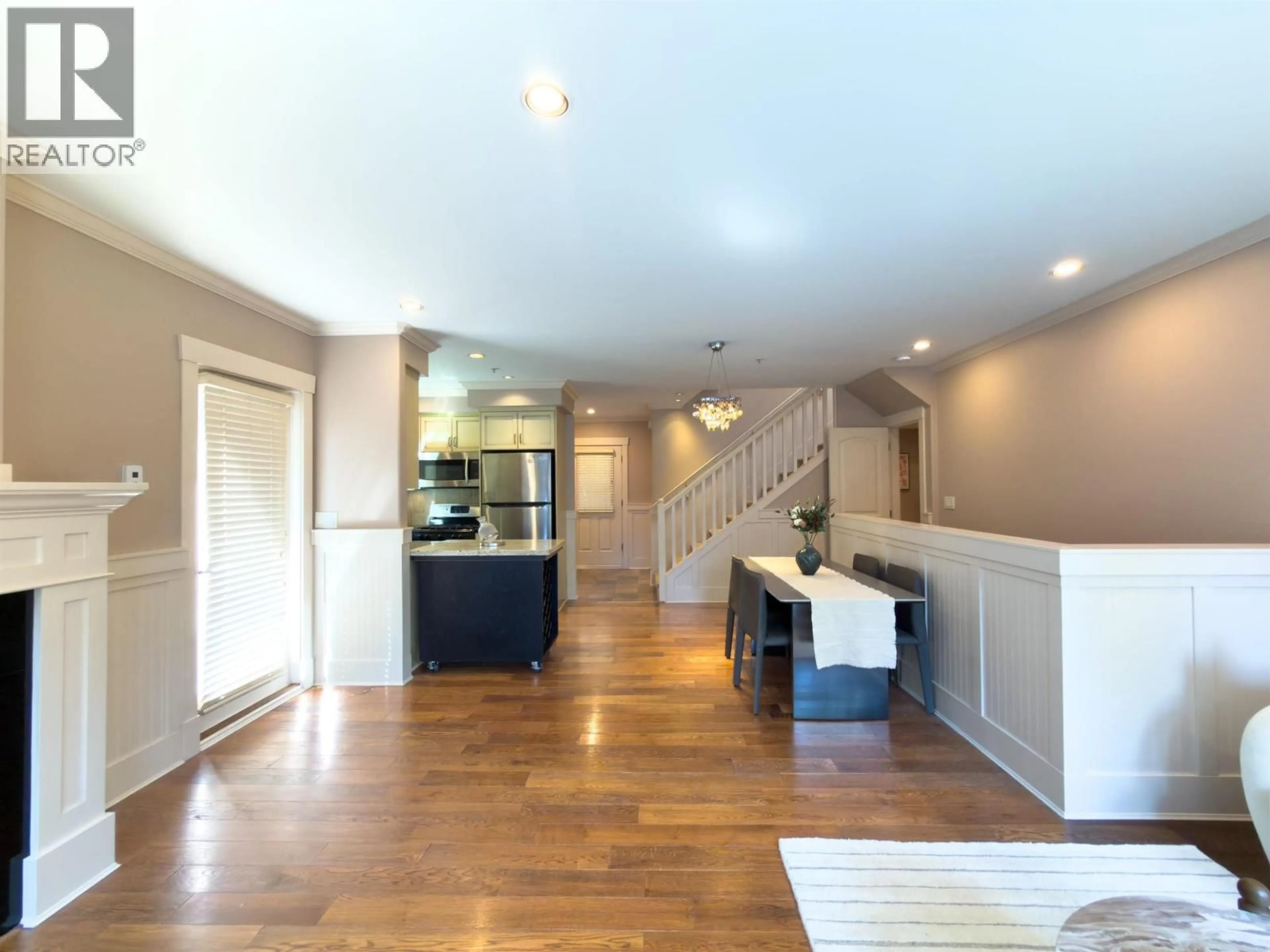Open concept kitchen, unknown for 208 13TH AVENUE, Vancouver British Columbia V5Y1V9