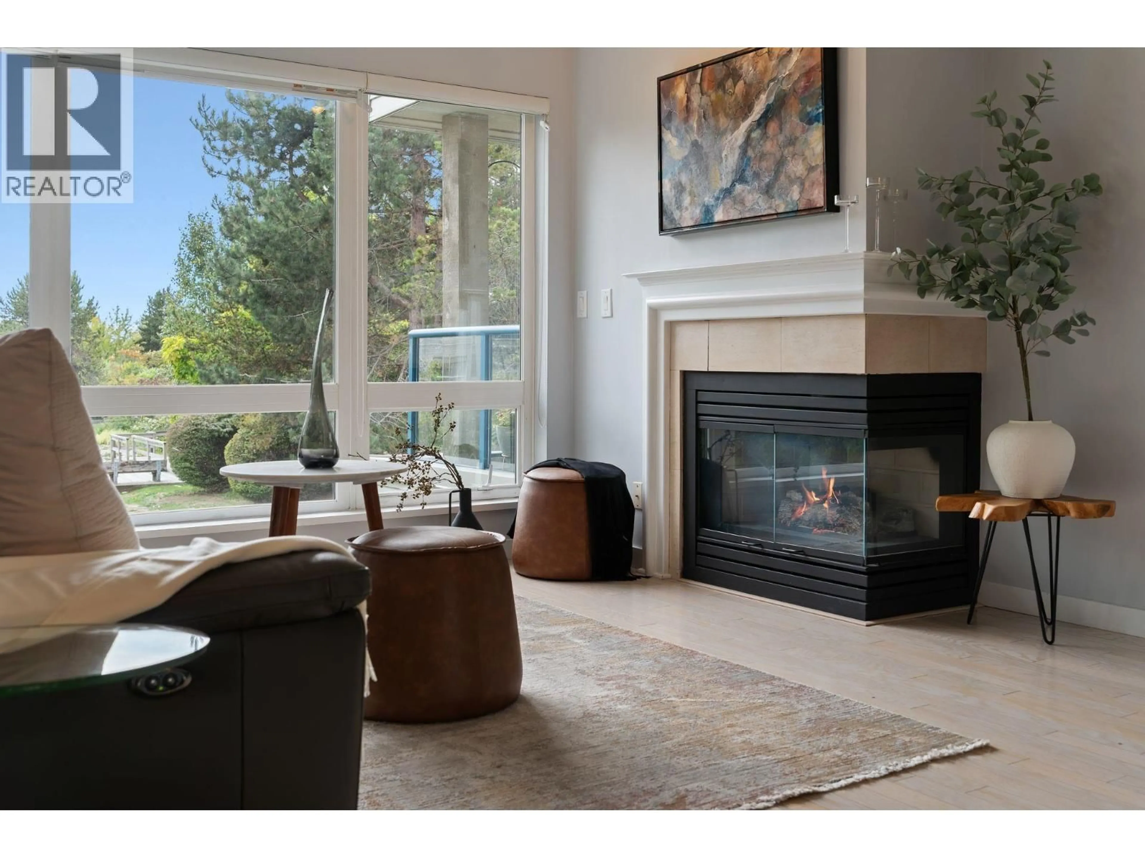 Living room with furniture, unknown for 207 - 5800 ANDREWS ROAD, Richmond British Columbia V7E6M2