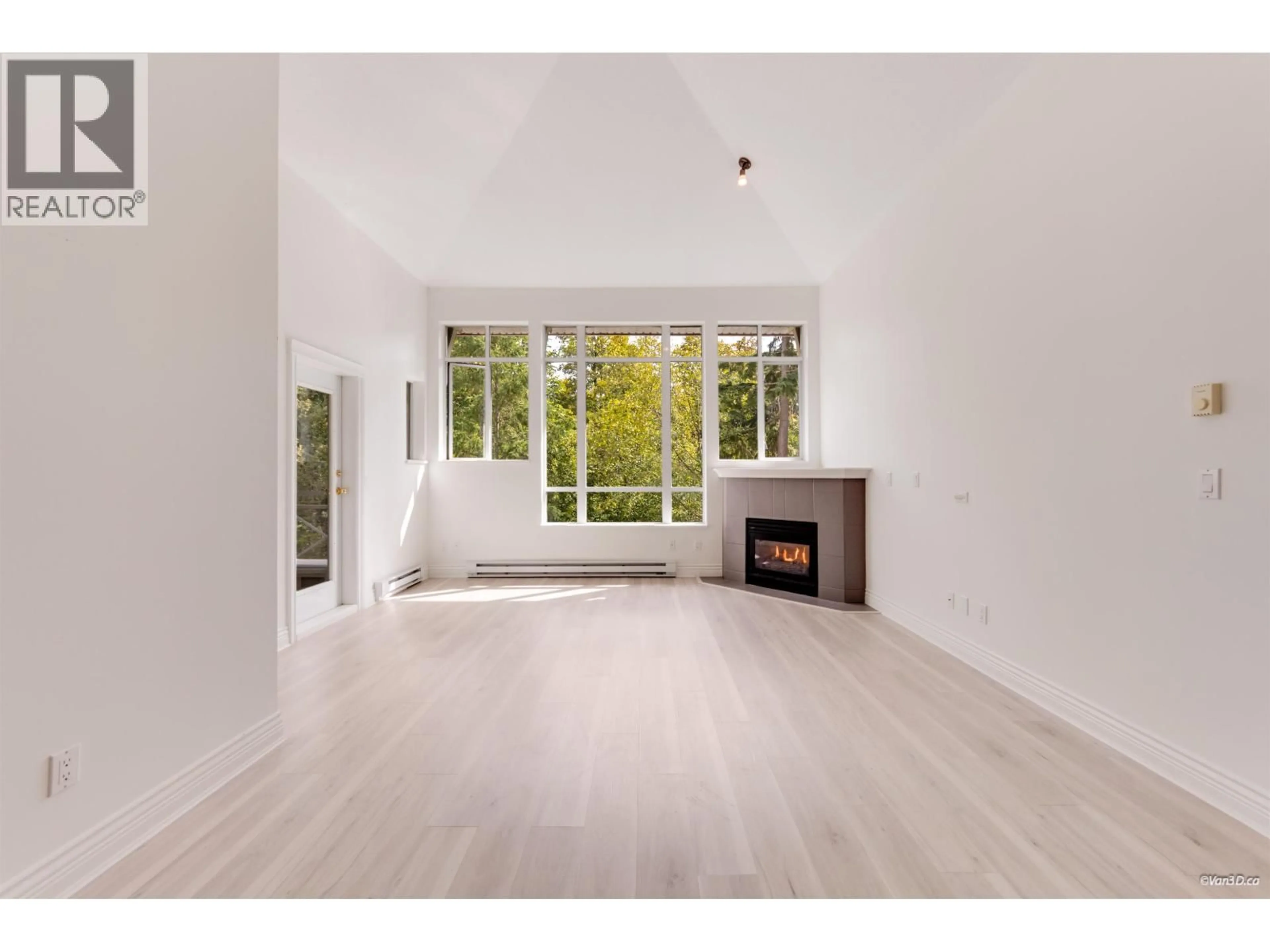 A pic of a room for 405 - 3625 WINDCREST DRIVE, North Vancouver British Columbia V7G2S6
