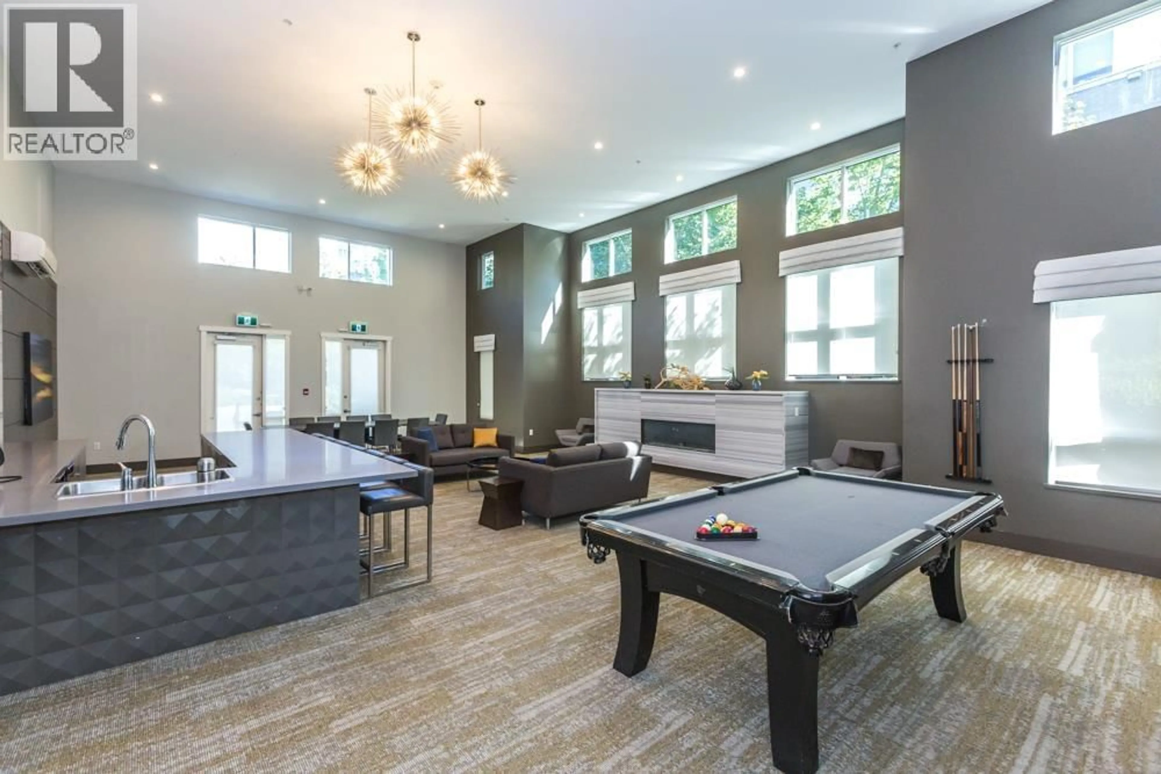 Unknown for 111 - 9311 ALEXANDRA ROAD, Richmond British Columbia V6X0L8