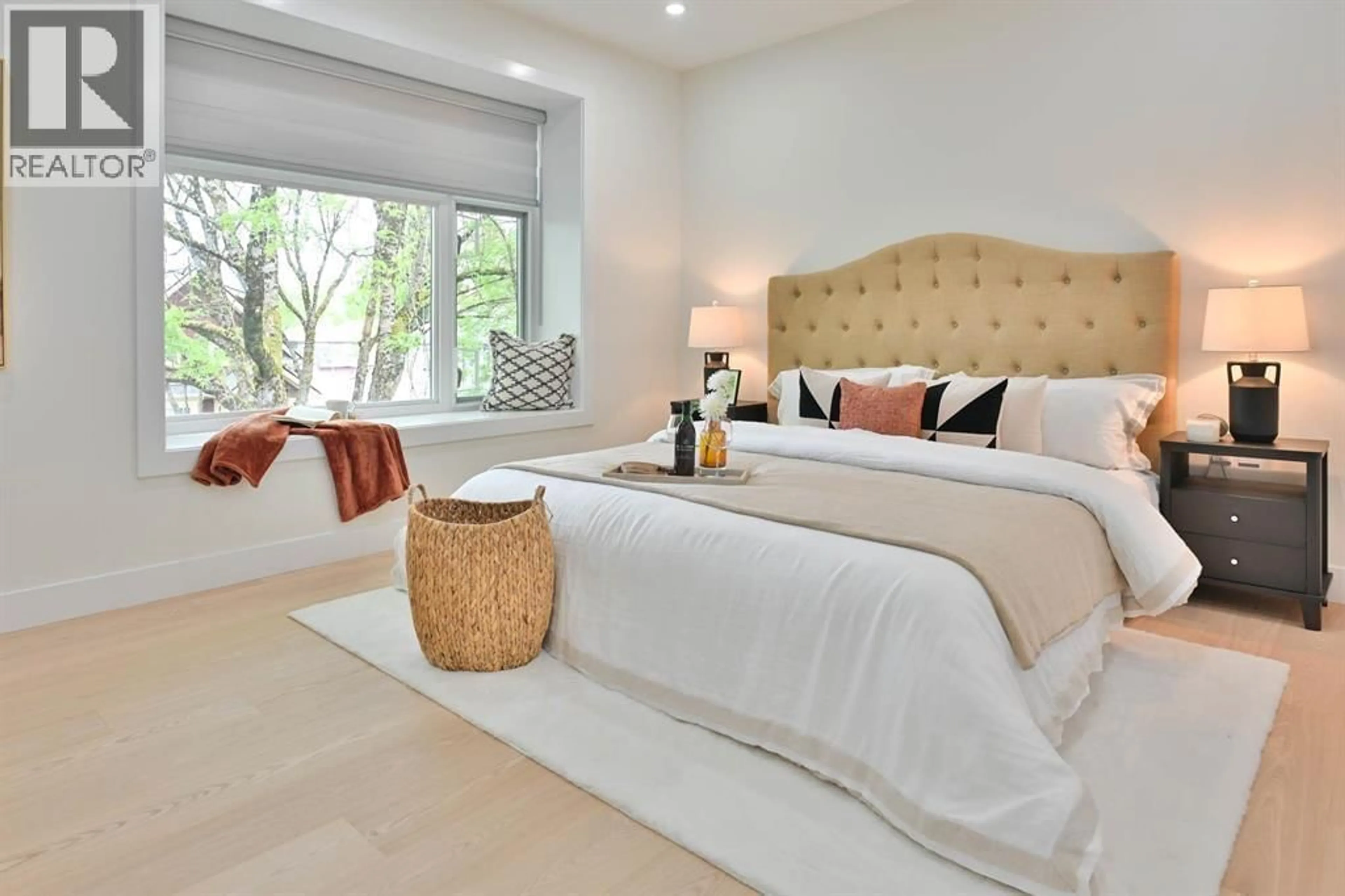 Bedroom with bed, unknown for 1 - 4874 LANARK STREET, Vancouver British Columbia V5N3S2