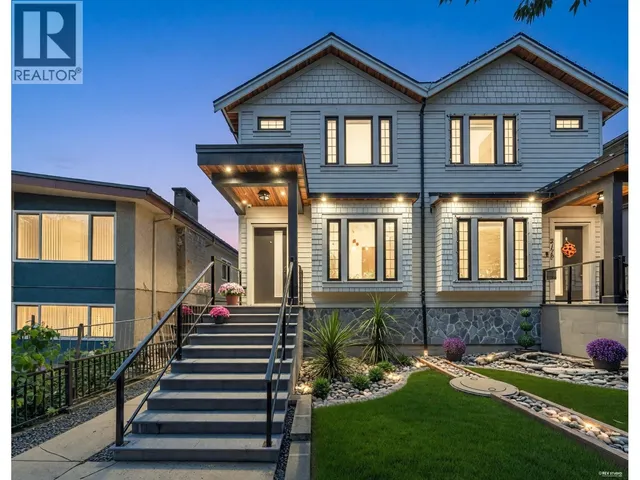3180 GRAVELEY STREET, Vancouver 3