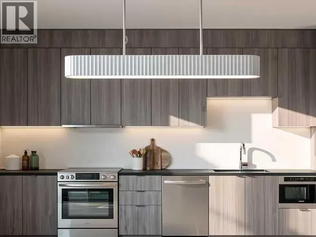 304 - 5490 ASH STREET, Vancouver 3