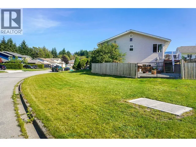 39 BANYAY STREET, Kitimat 4